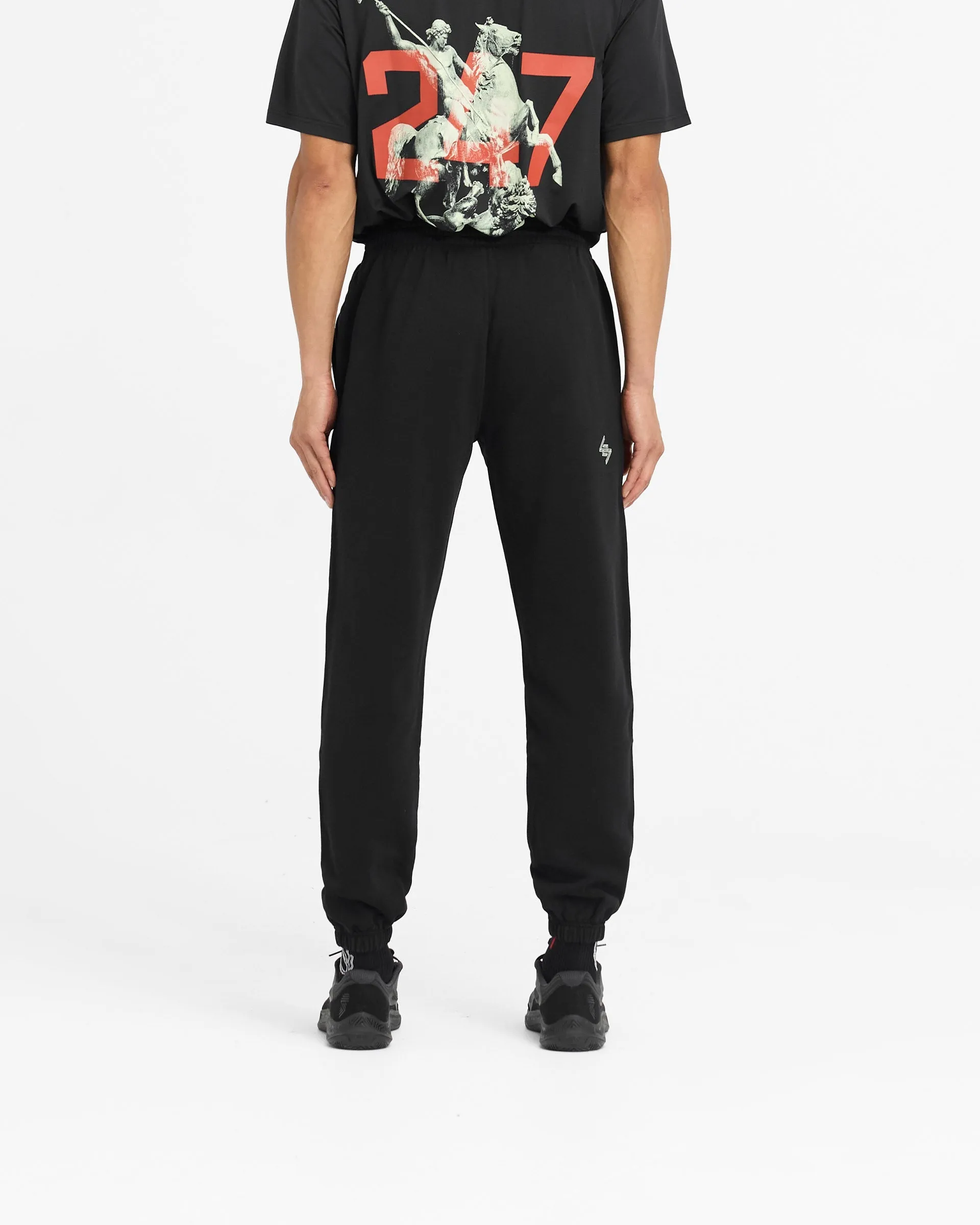 247 Berlin Sweatpant - Black Non Restrictive wrinkle free