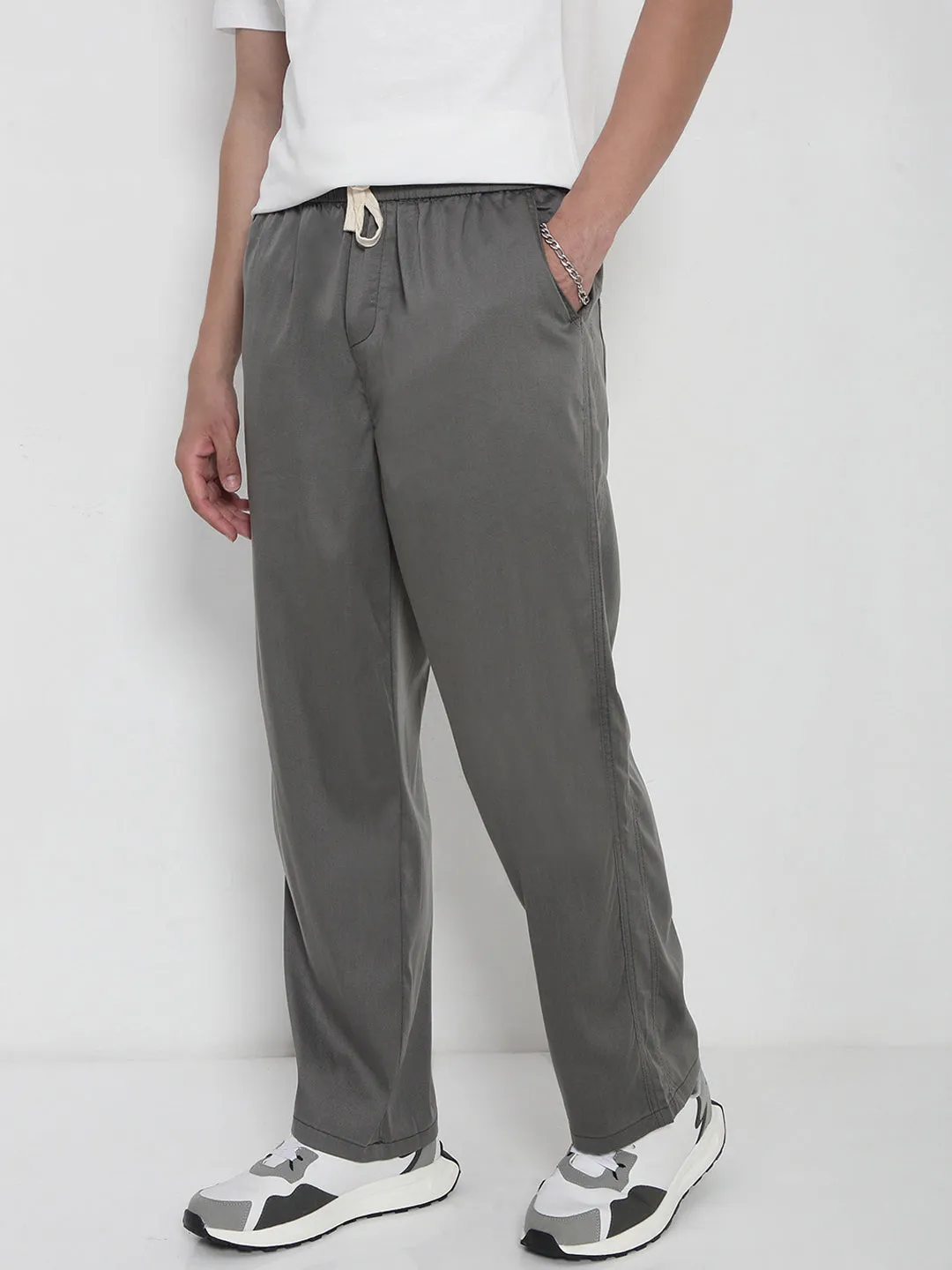 All-Day Wear Detachable belt Men's Cotton Grey Relaxed Fit Trousers