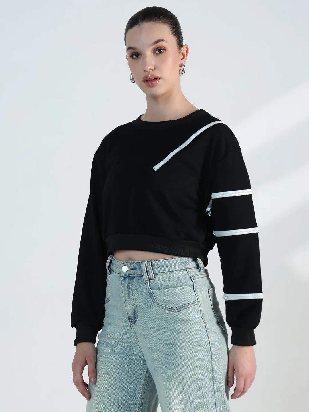 Simple Layer Women's Black Oversized Short Top with White Zipper Detail