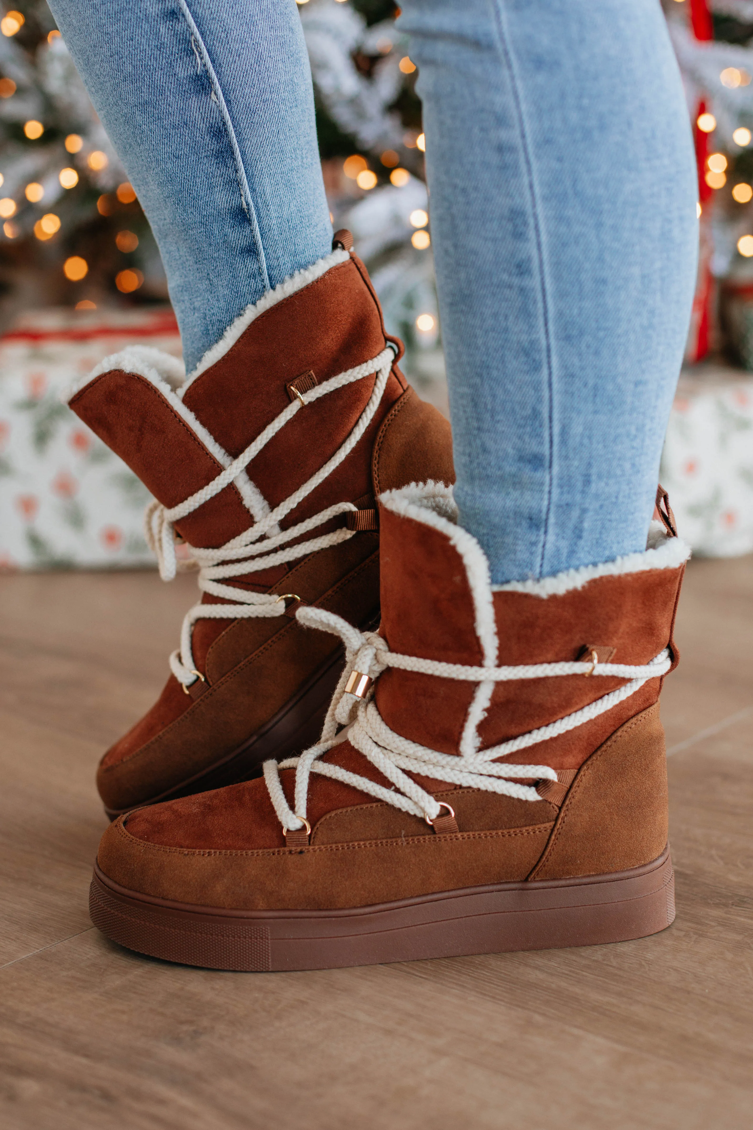 Keep Me Toasty Boots Garden Walk Teen Edge