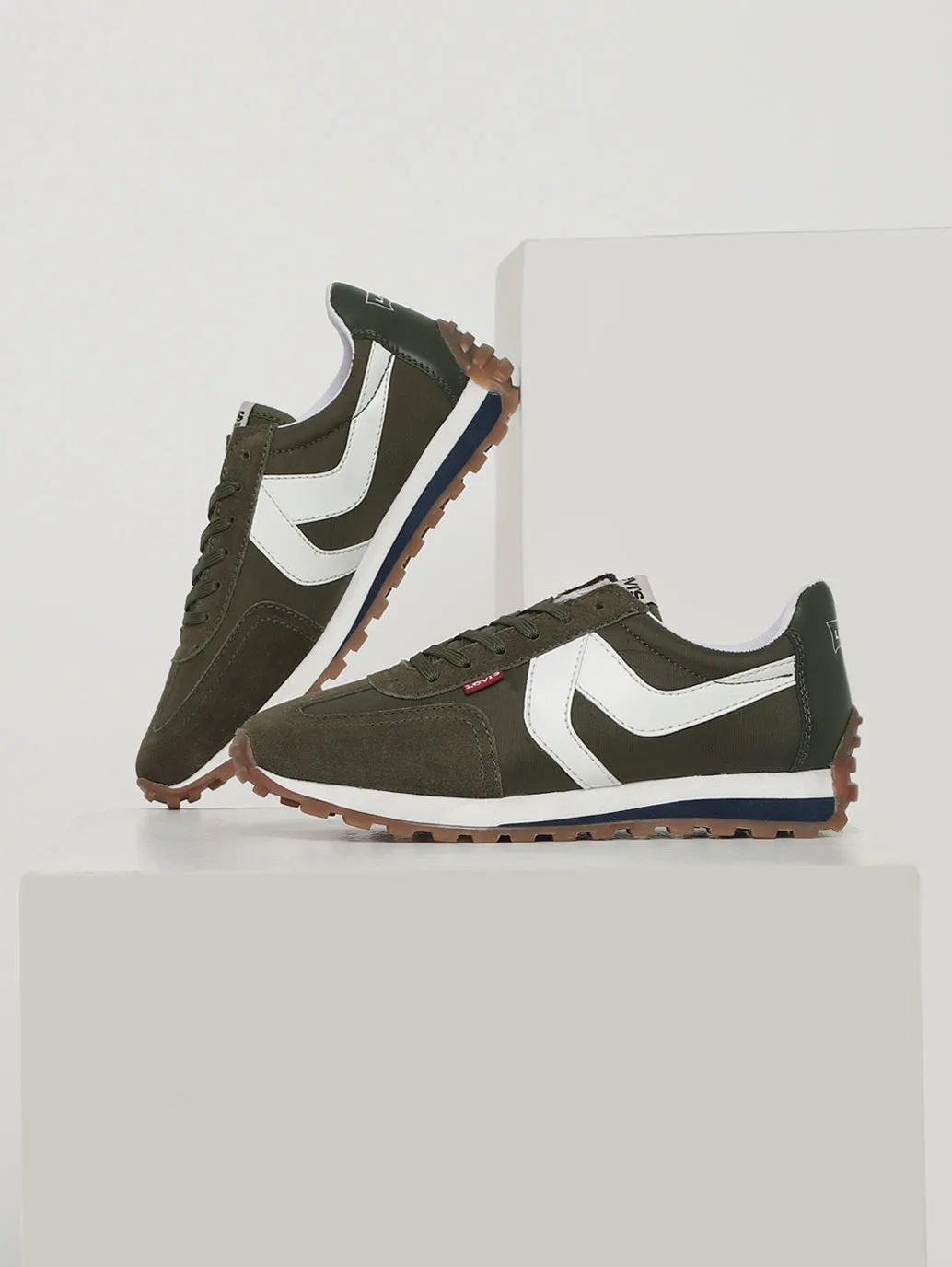 ventilation channels Men's Stryder Olive Casual Shoes