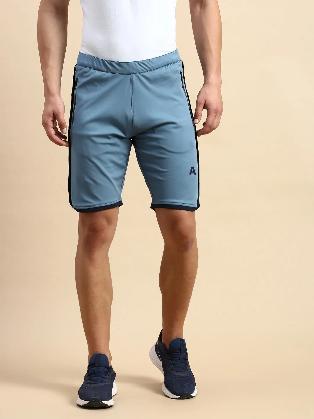 Reflective details Men's Blue Mid-Rise Sports Shorts