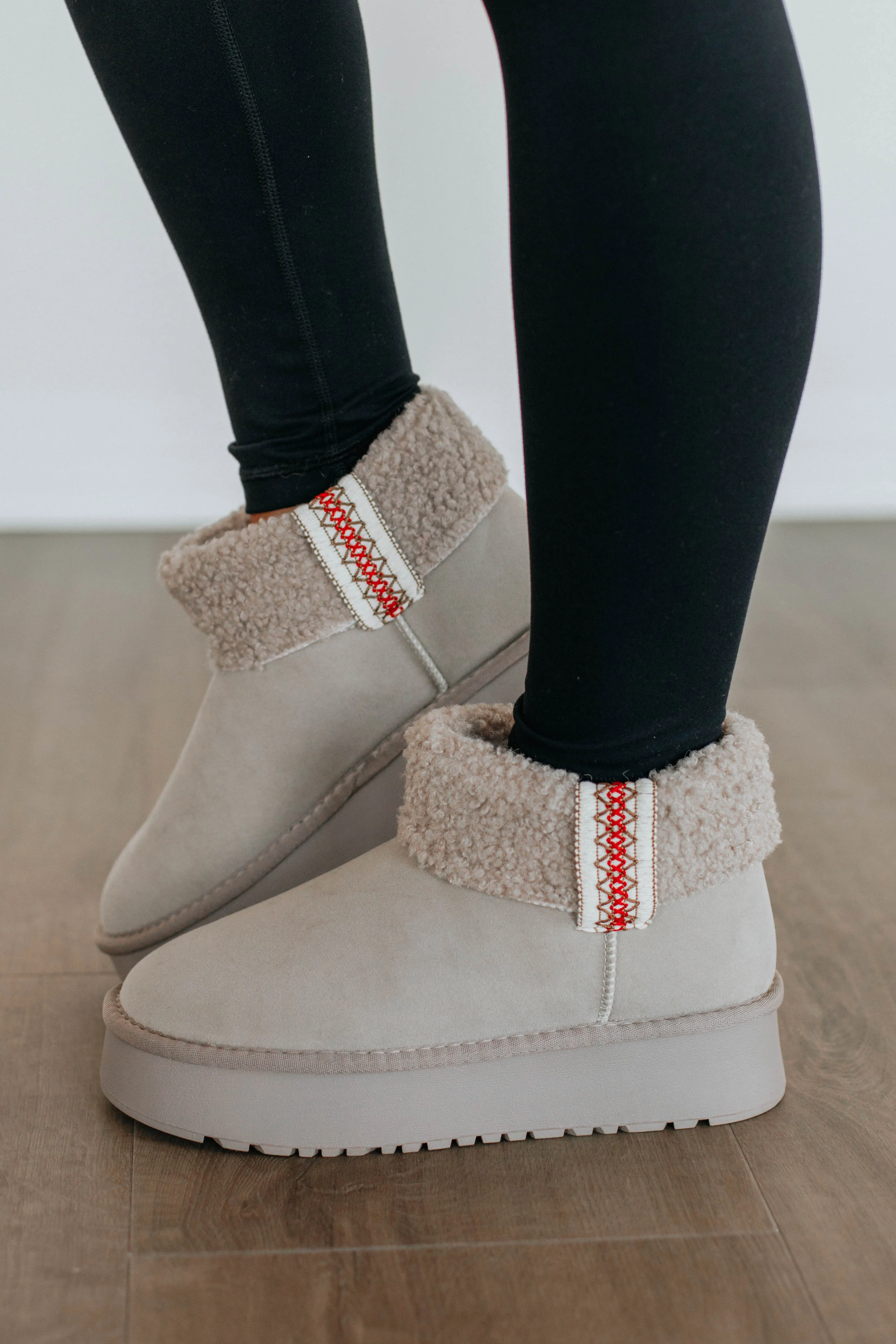 Baby It's Cold Outside Boots - Light Grey Foam Base
