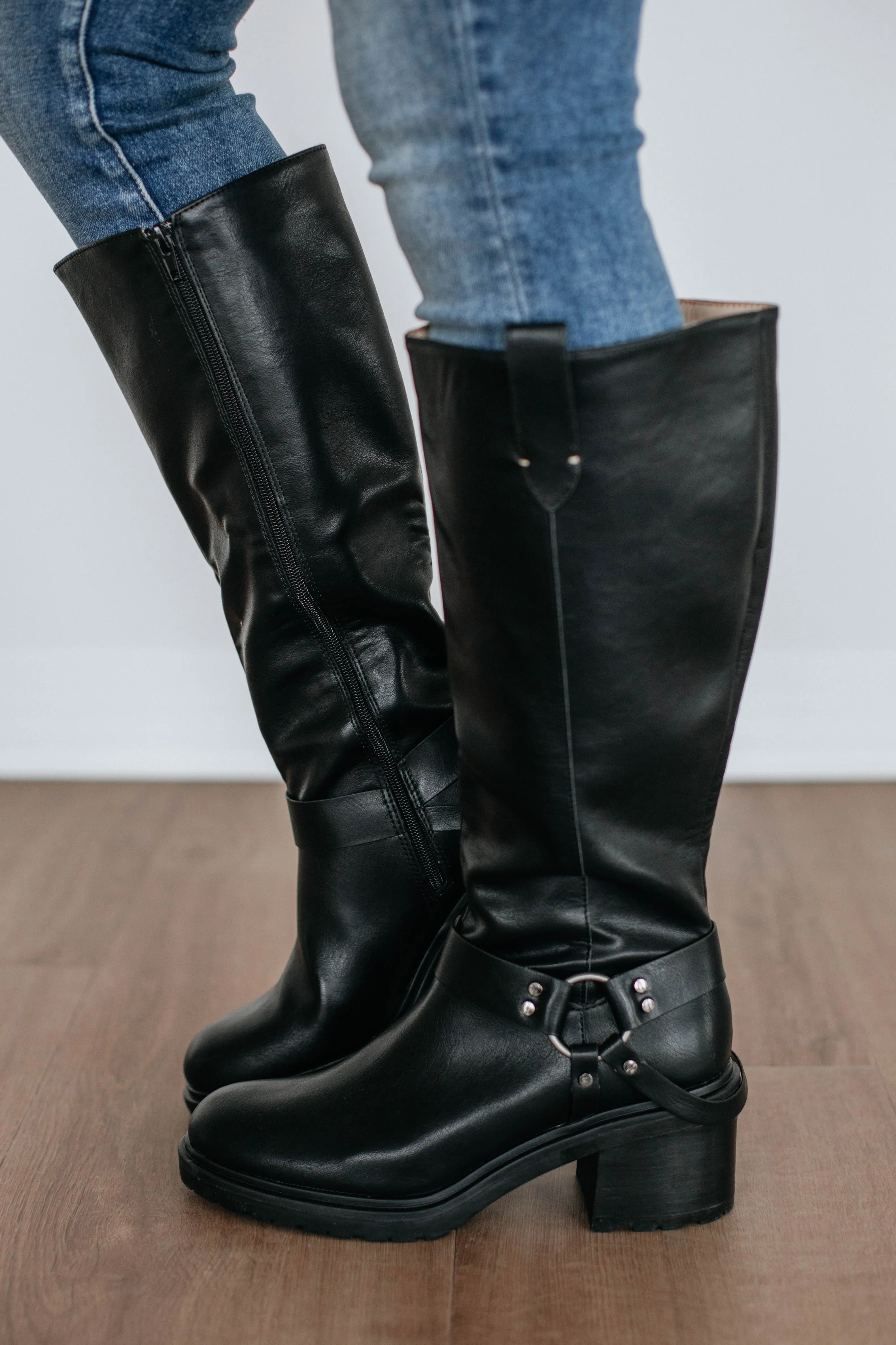 Haven't You Heard Boots - Black Comfort Walk