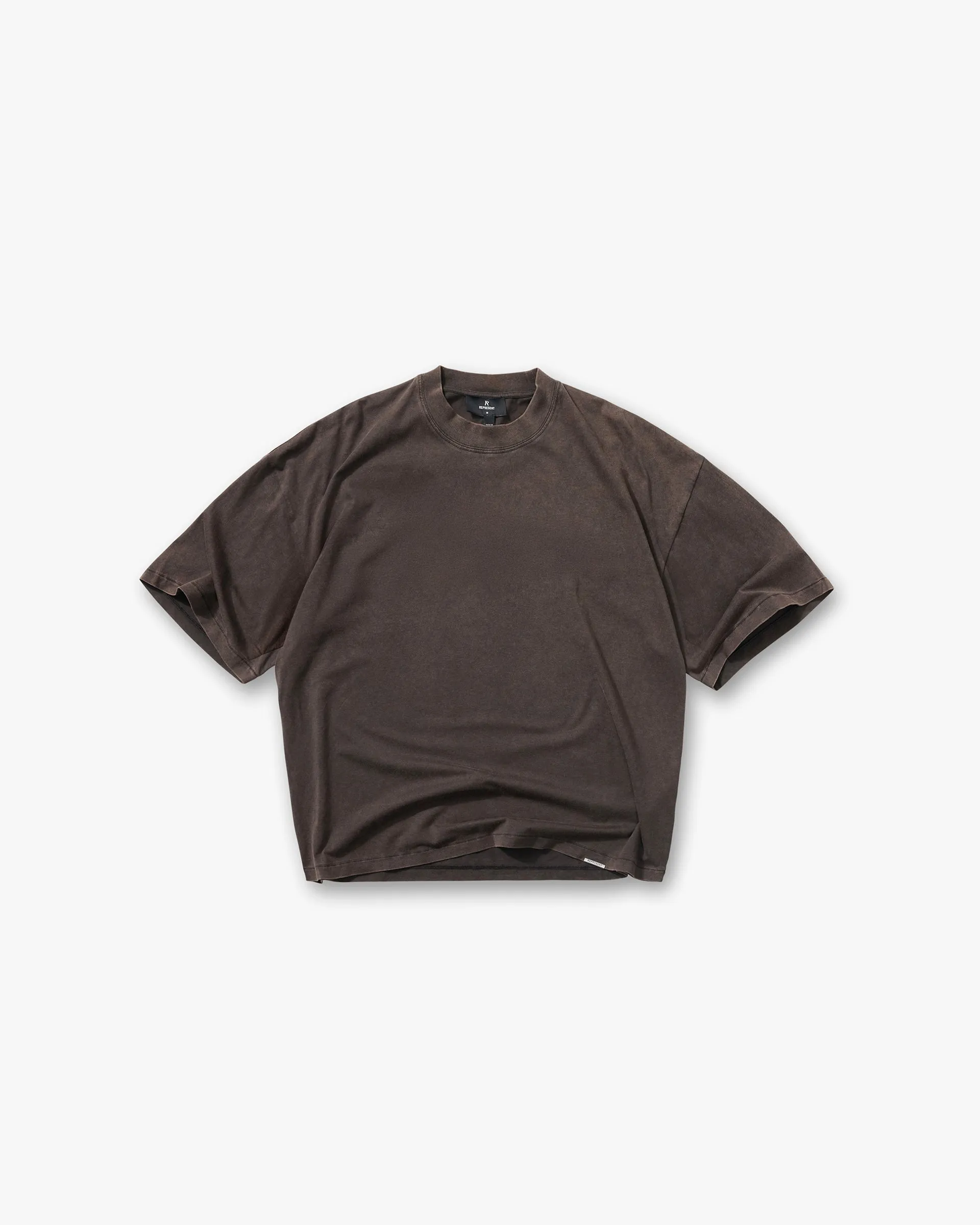 Initial Boxy T-Shirt - Coffee Chilly Day Wear Thermal Regulating Layer