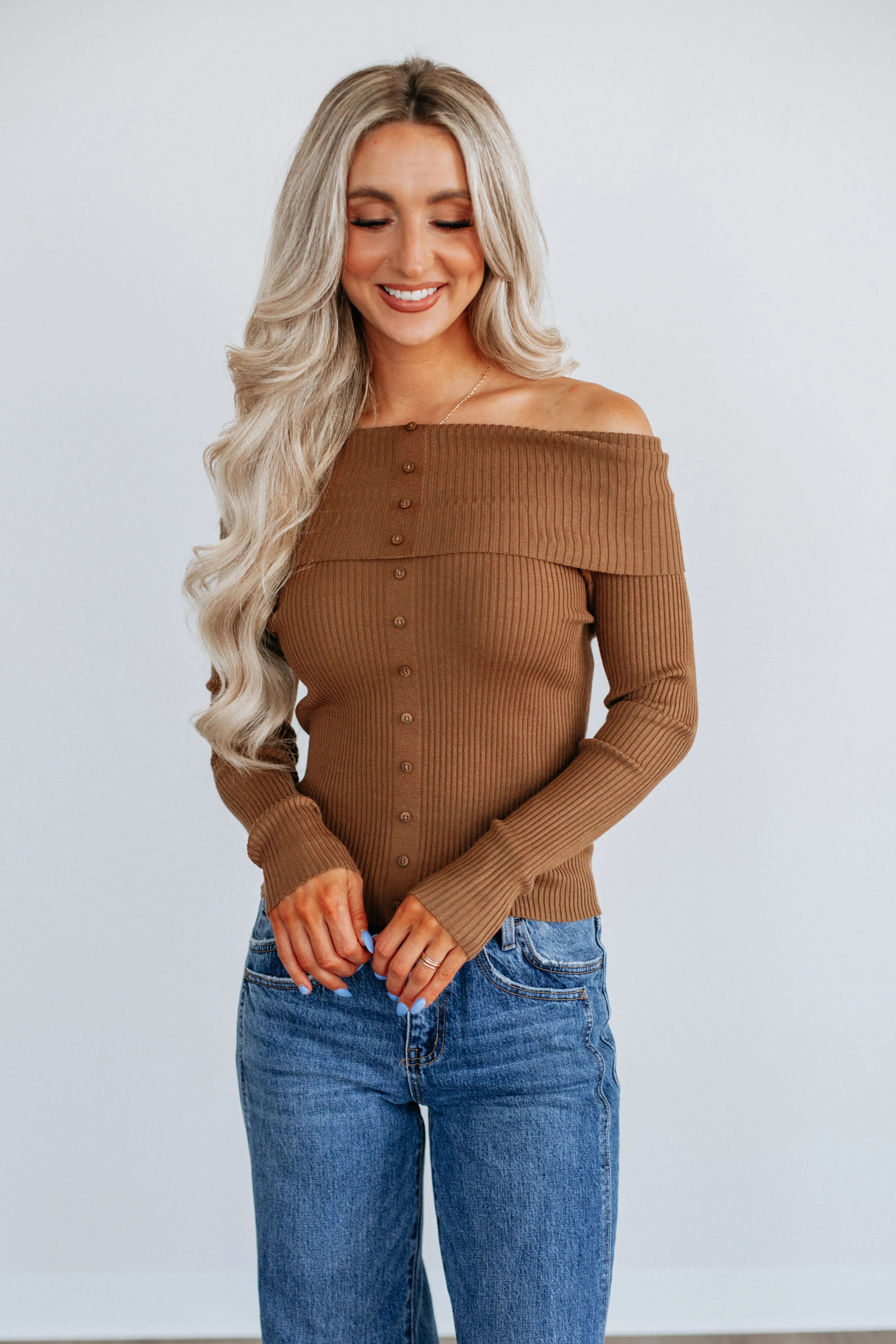 Wrinkle Recovery Fabric Camaryn Off The Shoulder Sweater