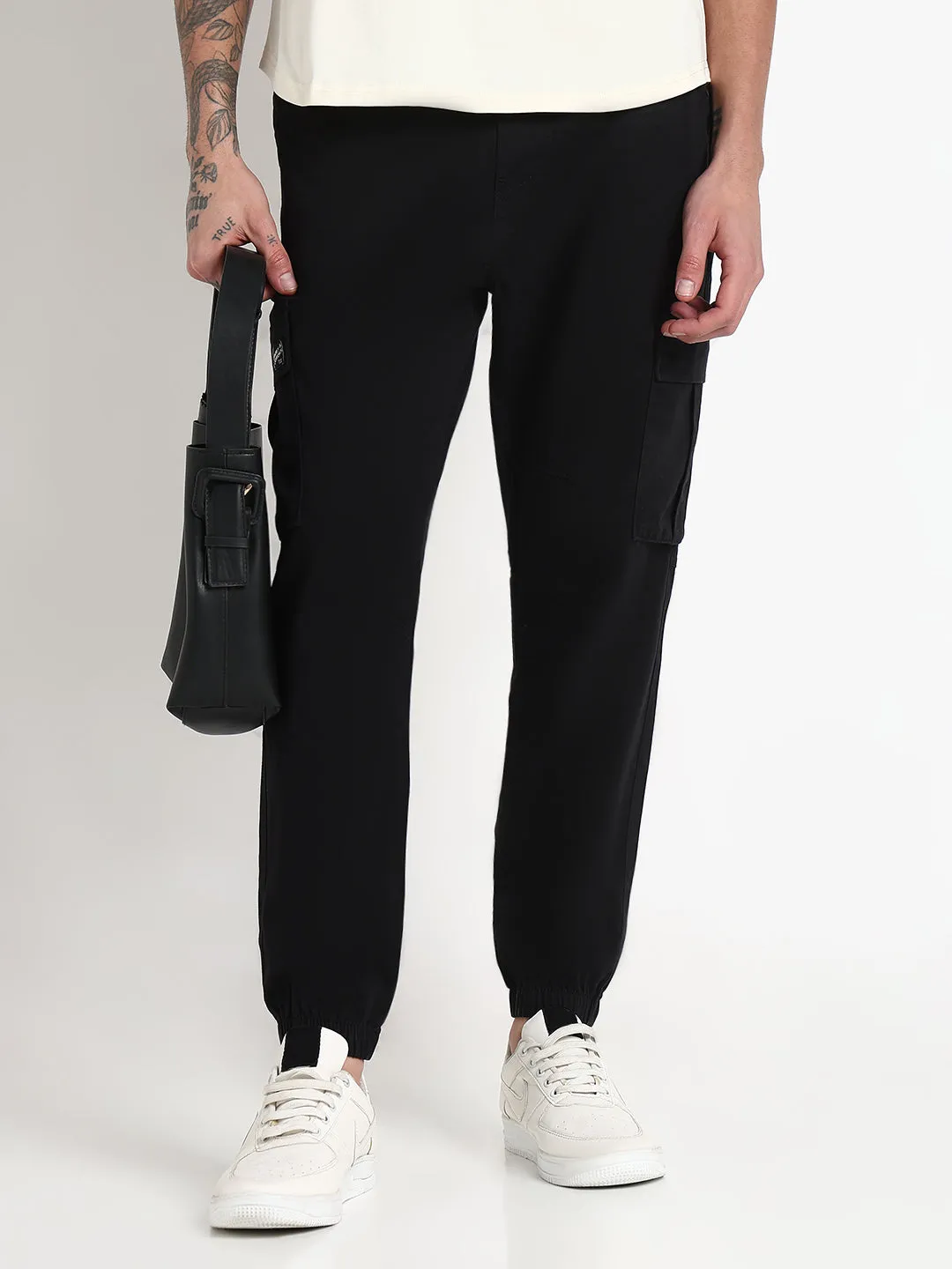 MoistureControlLiner Adaptable Style Men's Black Solid Cargo Joggers