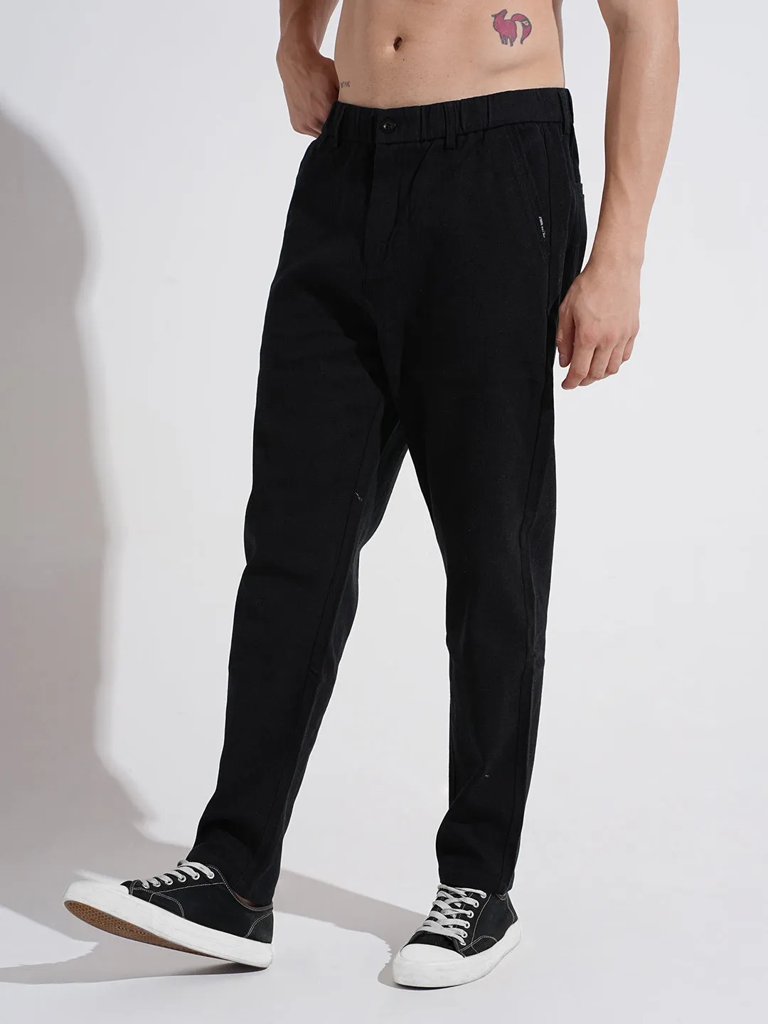 Cozy and Relaxed Hip Friendly Pockets Men's Black Tapered Fit Trousers