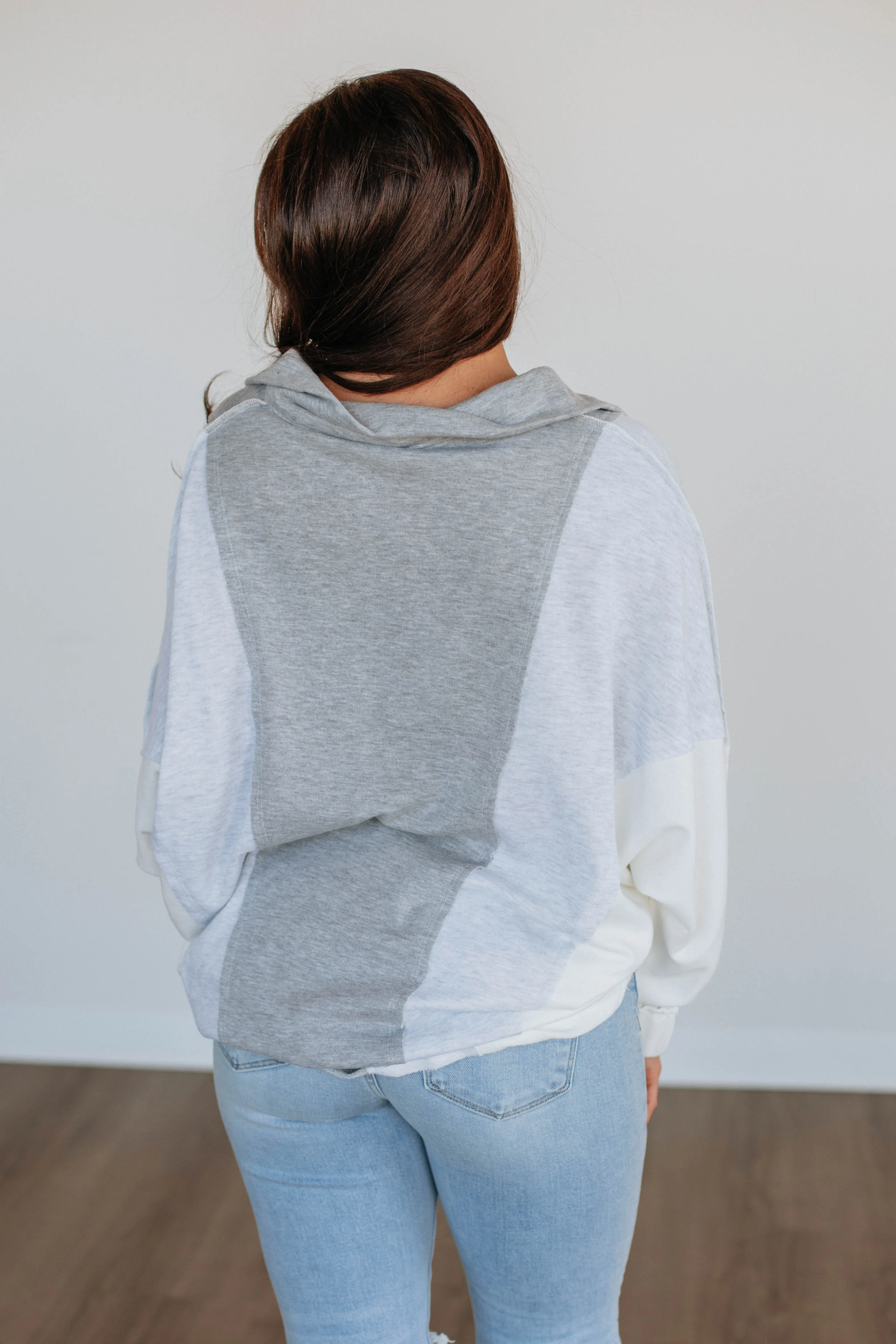 Timeless Chic Go-to Wear Vanya Oversized Pullover - Heather Grey Mix