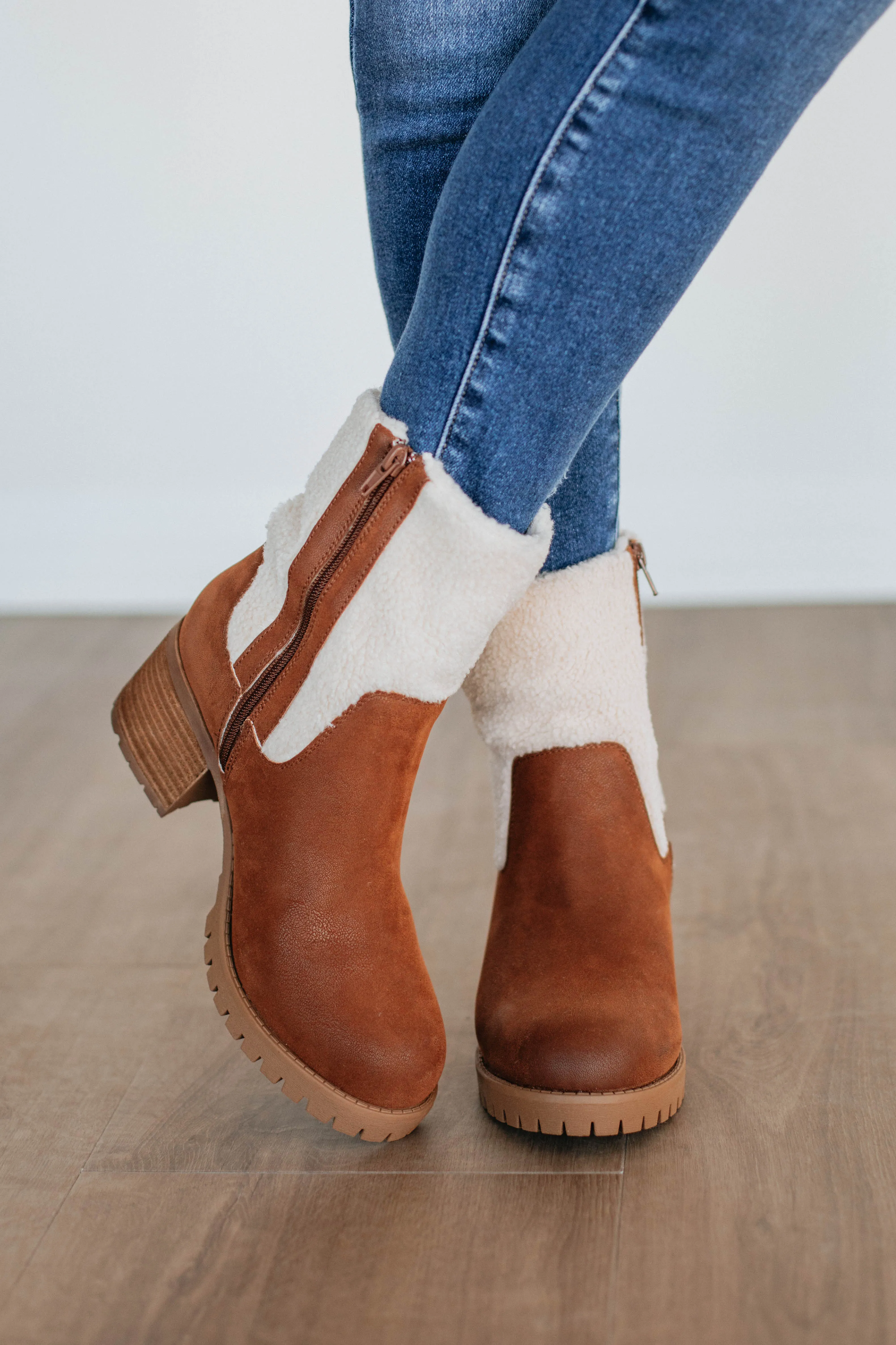 Comfort Shank Thinking It Over Boots - Cognac