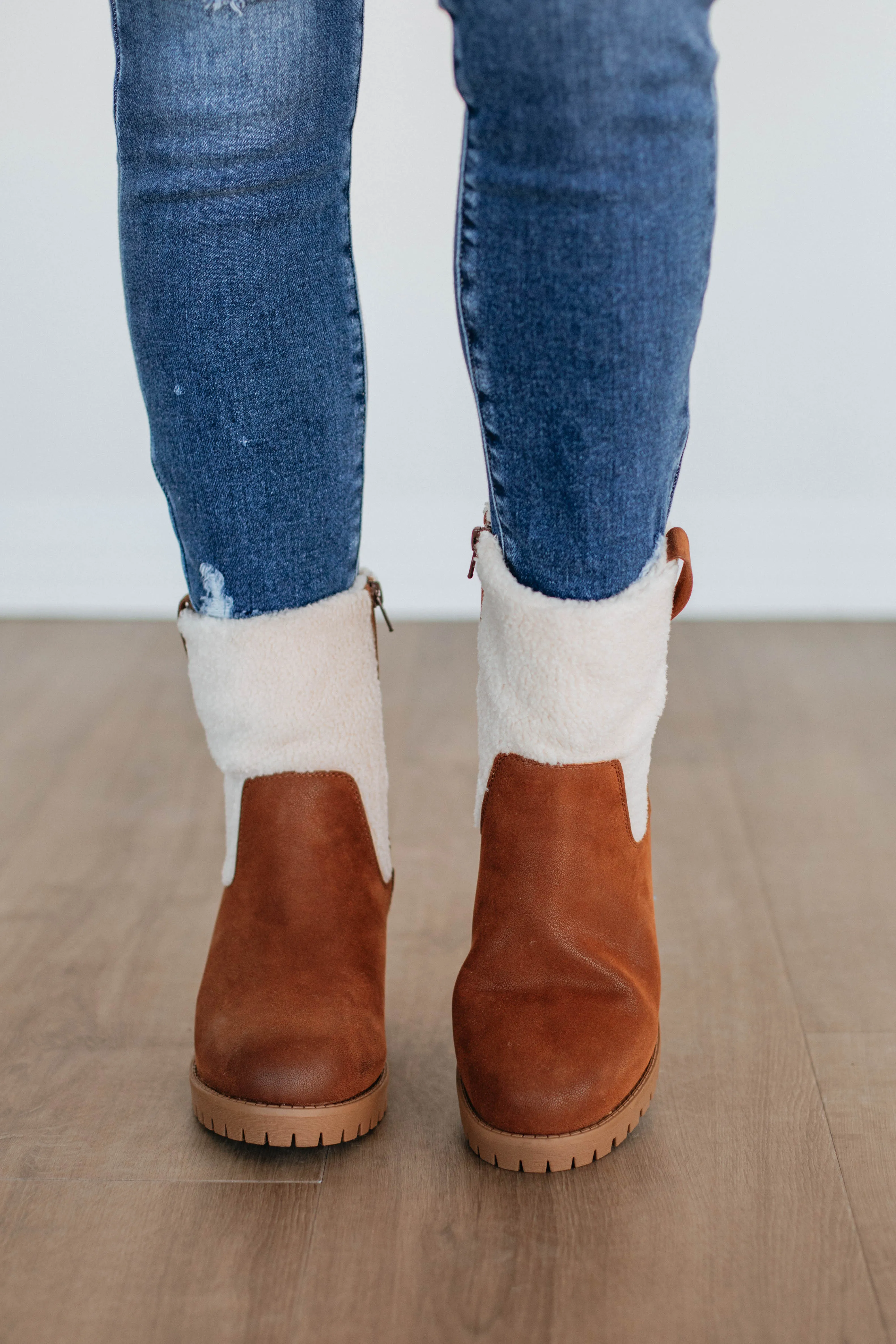 Leg Long Thinking It Over Boots - Cognac