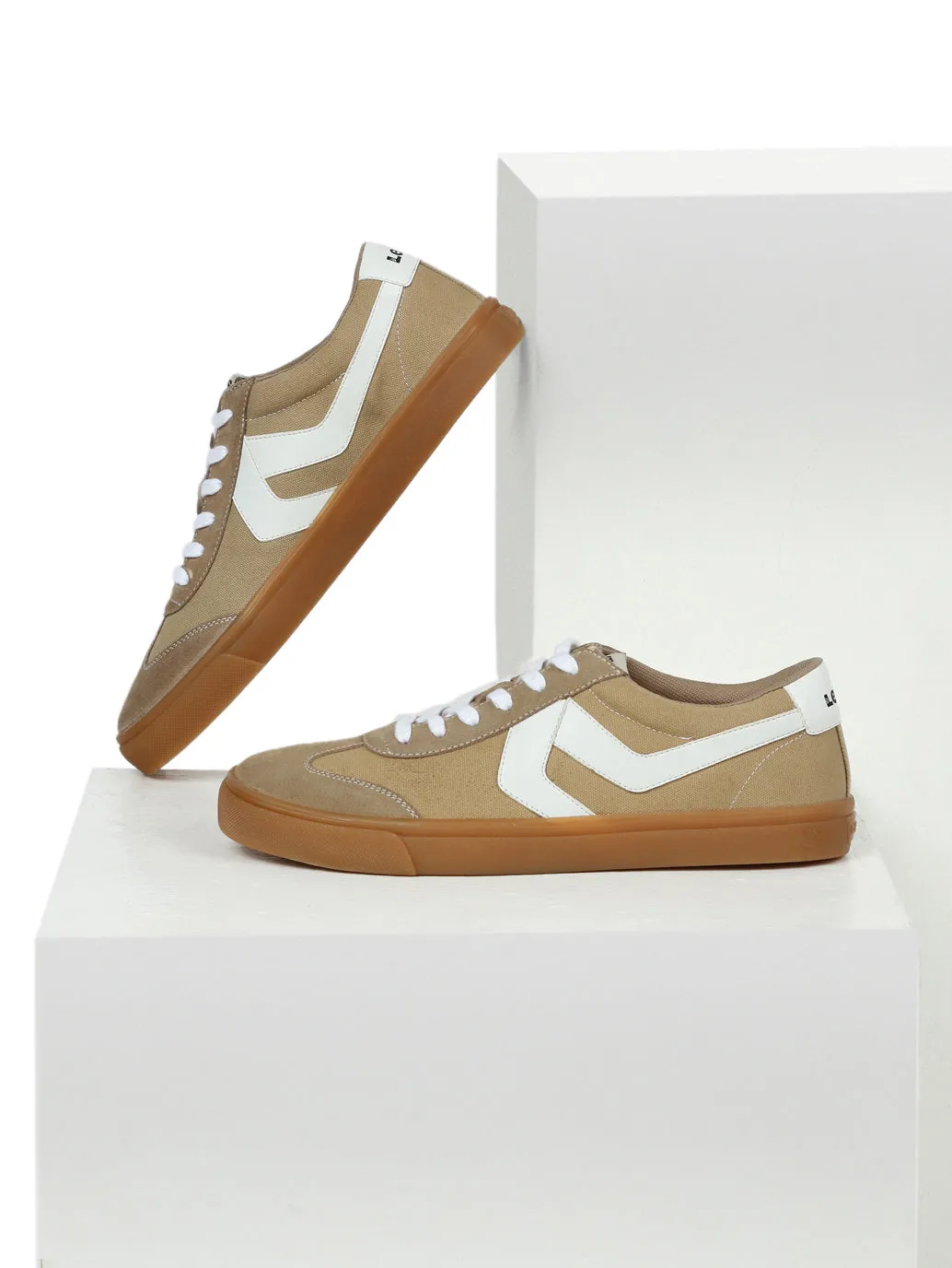 Men's Suede Beige Casual Shoes Ergonomic Travel Enthusiasts