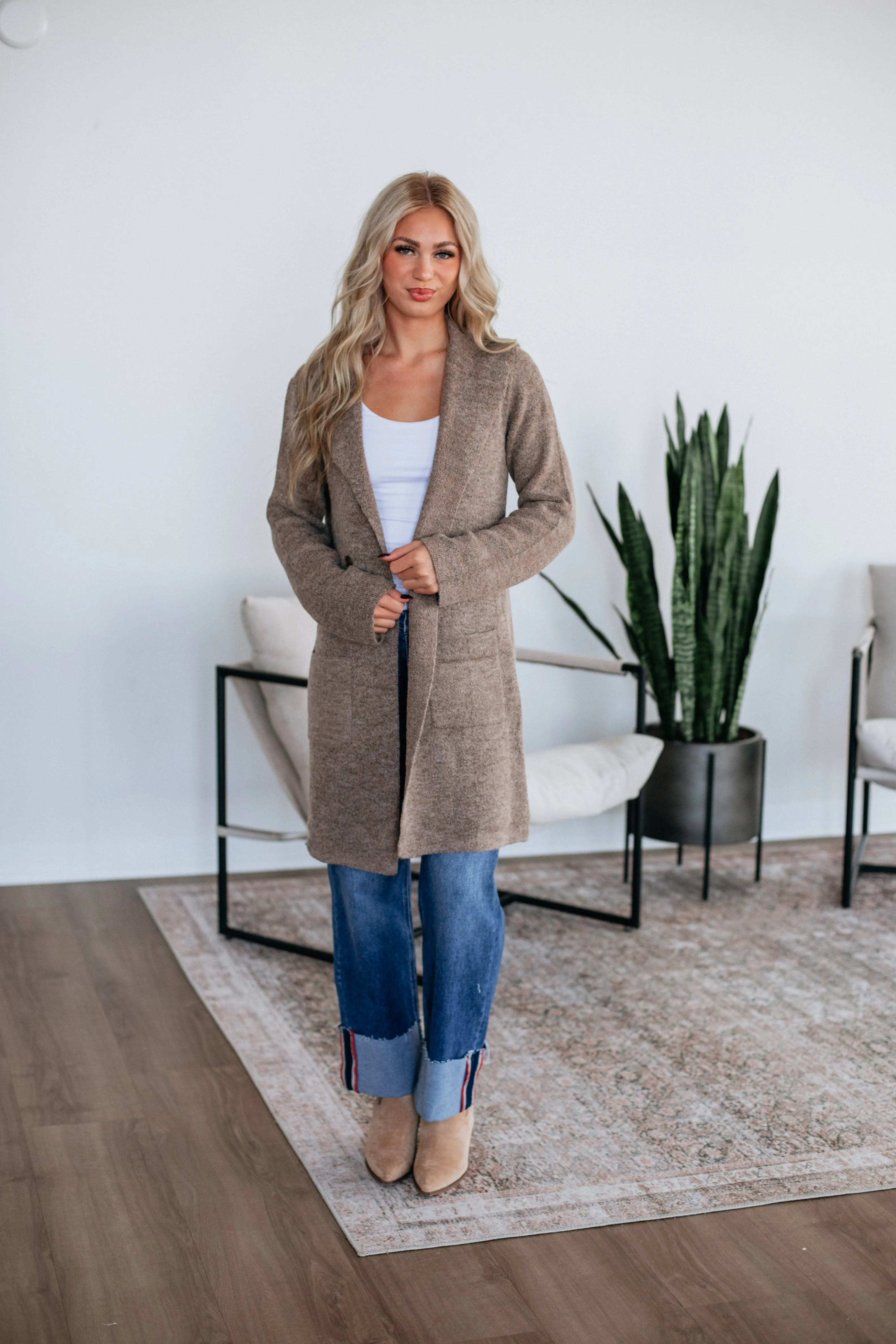 Closet Essential Gwyneth Coatigan