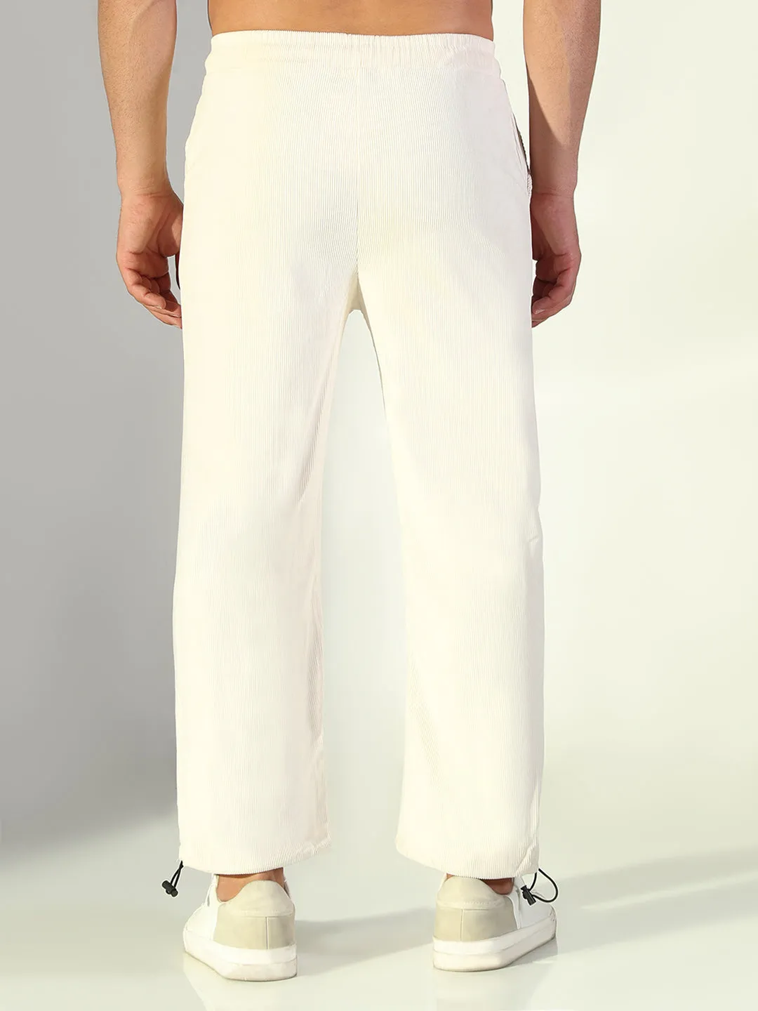Flex Fit Seamless Technology Men's Cream Solid Straight Fit Trousers