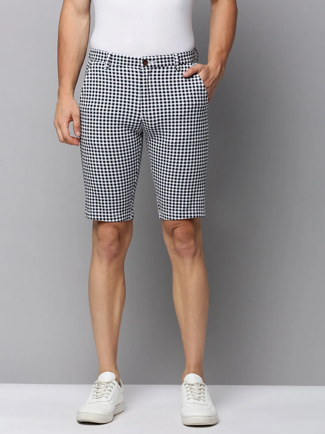 rhinestone accents Men's Grey Regular Fit Checked Cotton Shorts