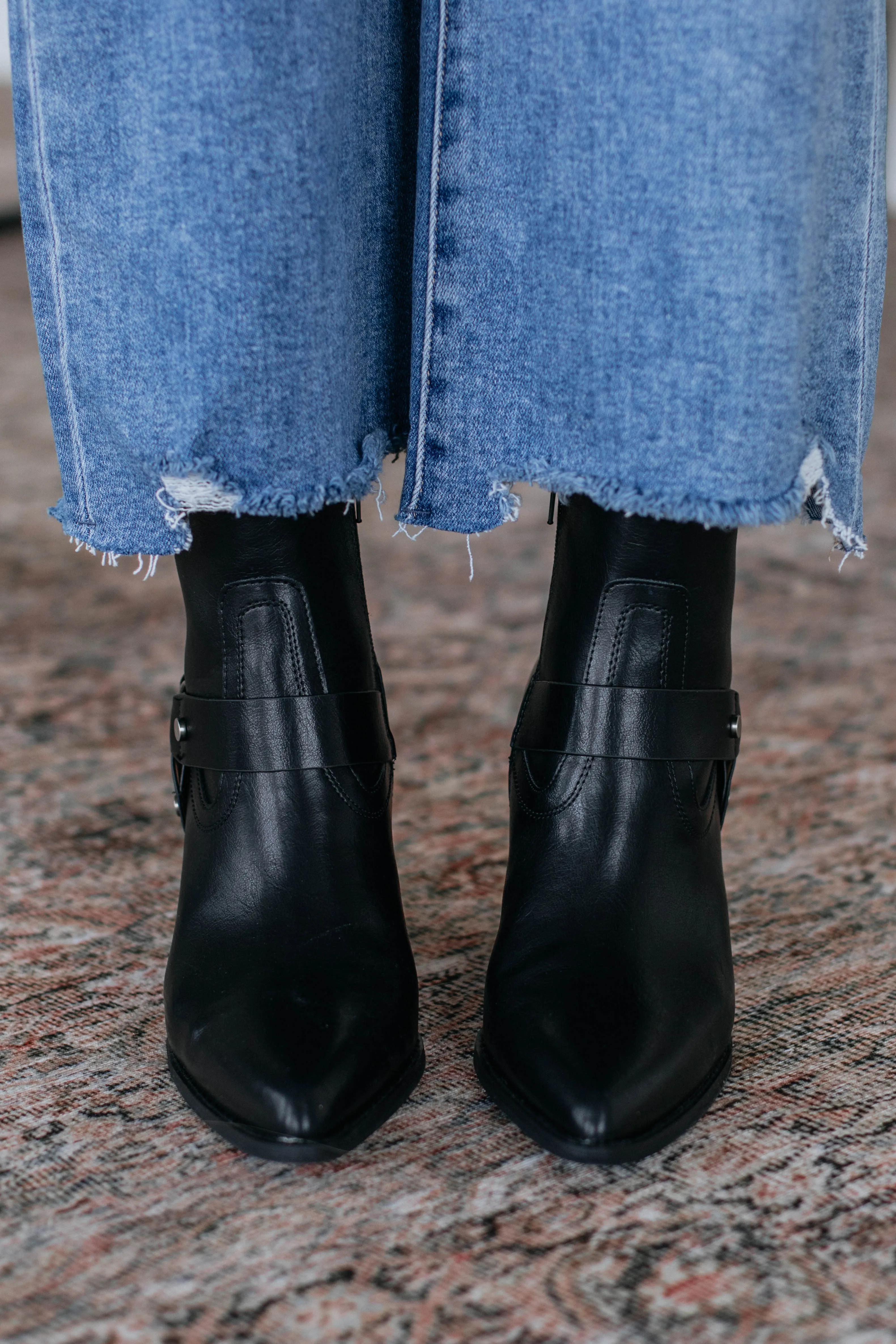 Here For A Good Time Boots - Black Shockproof Thermal Insulation Layer