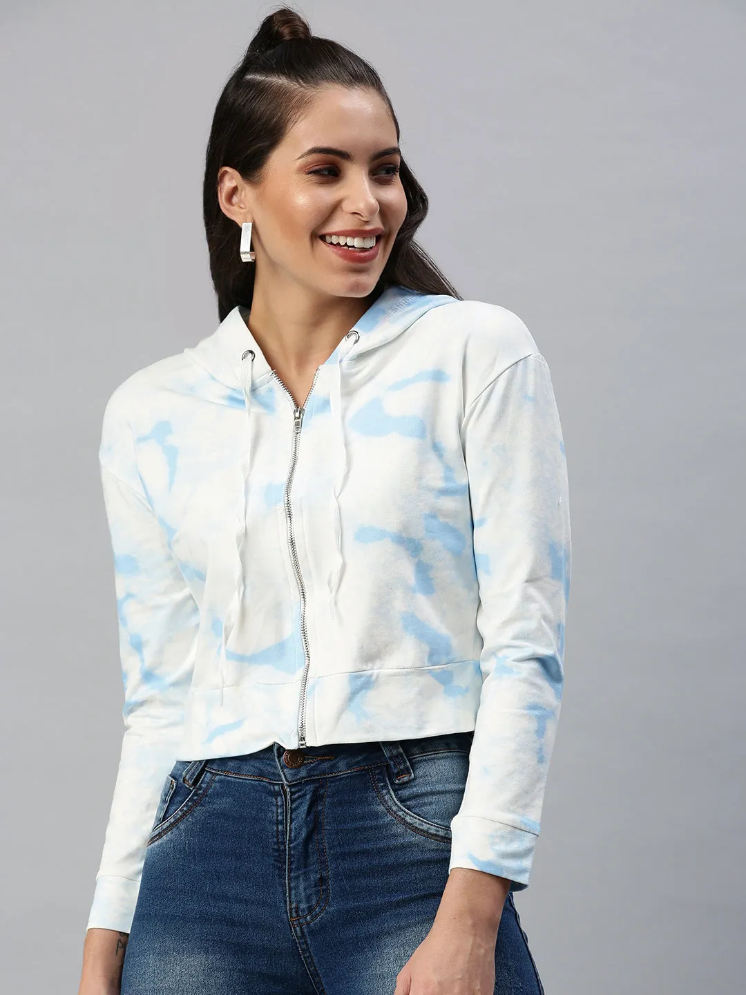 Cozy Top product mountain adventure spirit Women's White Printed Hooded Crop Sweatshirt