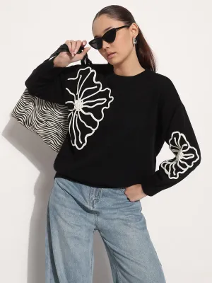 Comfy Hoodies Women's Floral Black Round Neck Knitted Top
