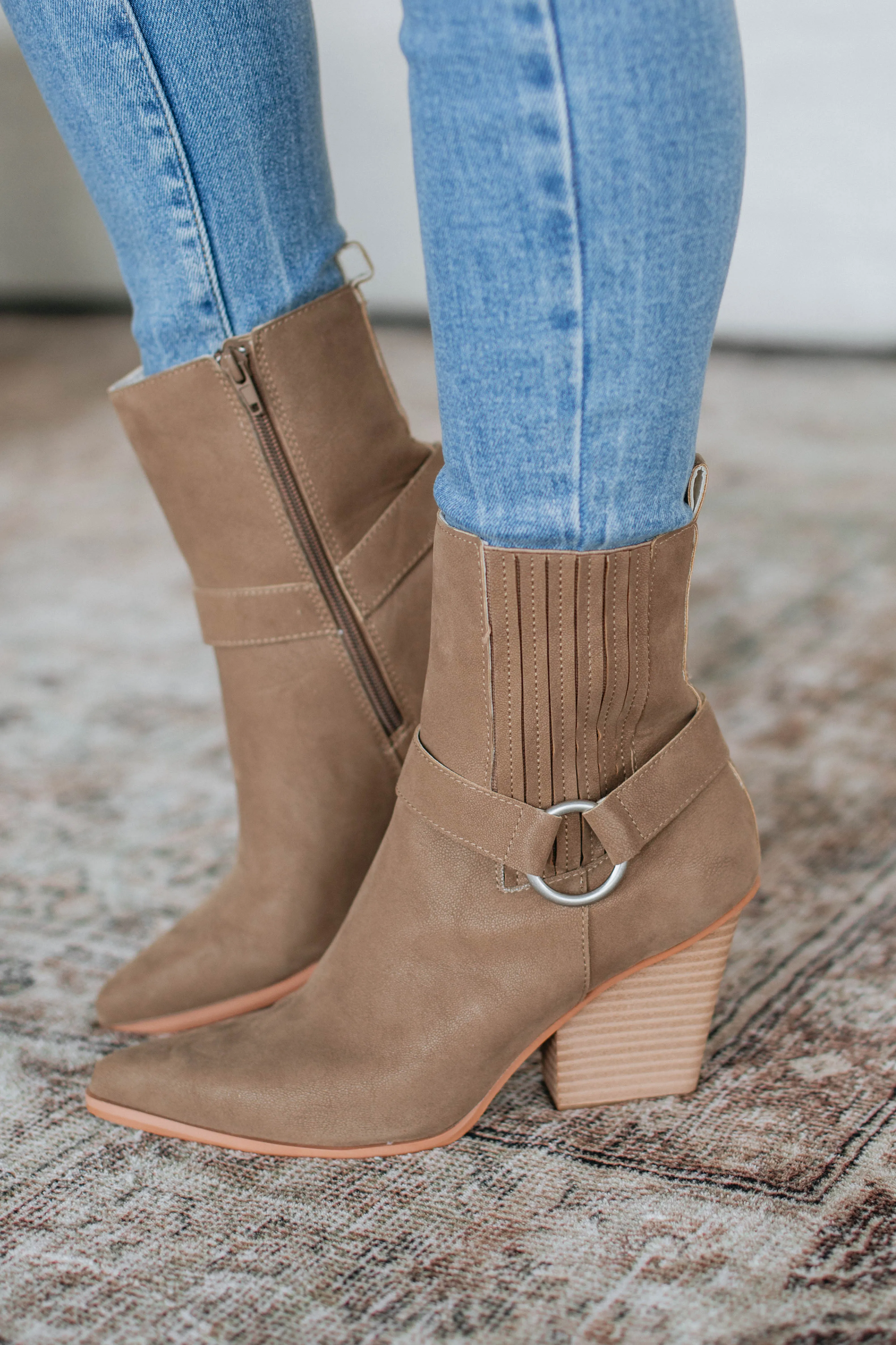 Peak Mode Reckless Attitude Boots - Dark Taupe