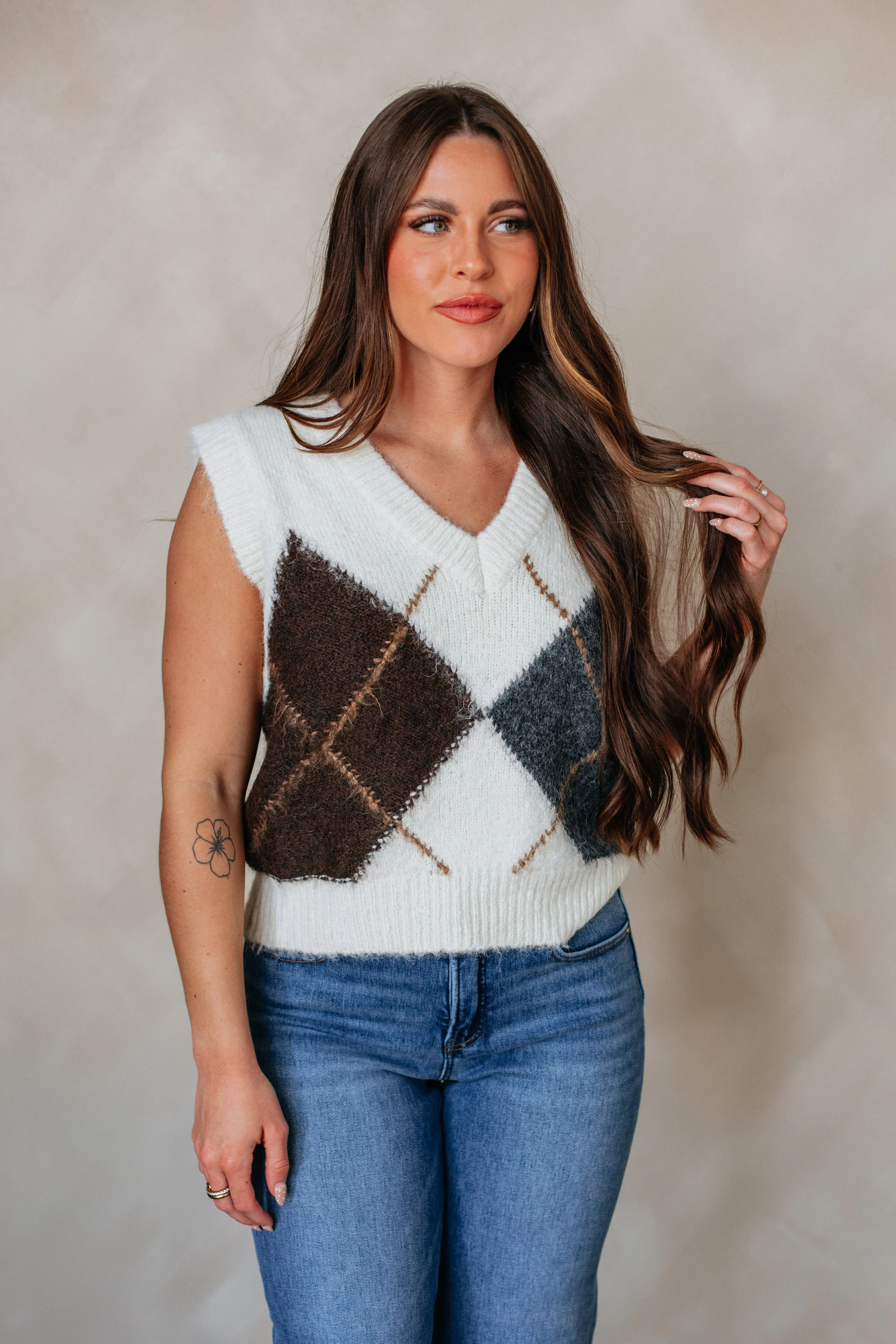 Stylish Drape Reinforced Edging Kaelan Sweater Vest
