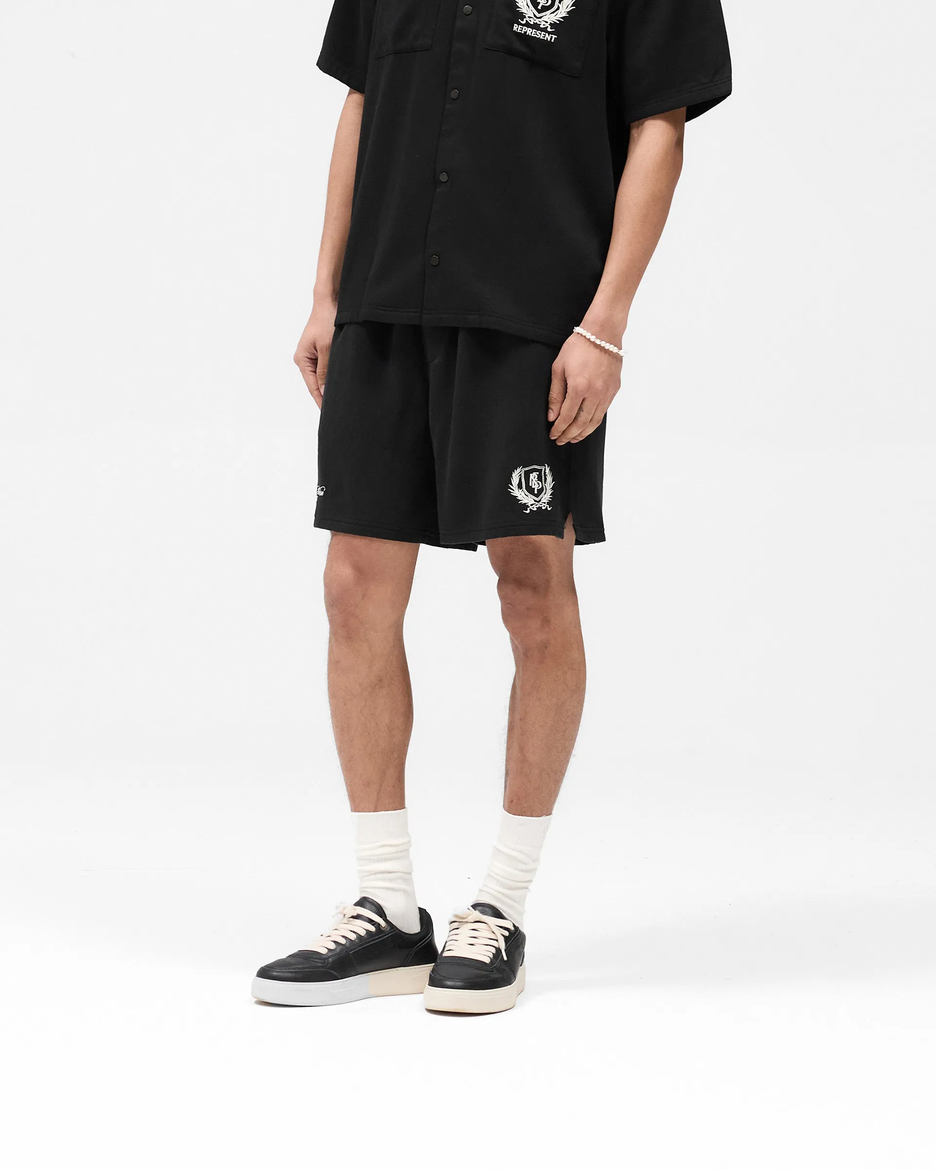 Represent Crest Short - Jet Black Active Flex Fit No Bunching