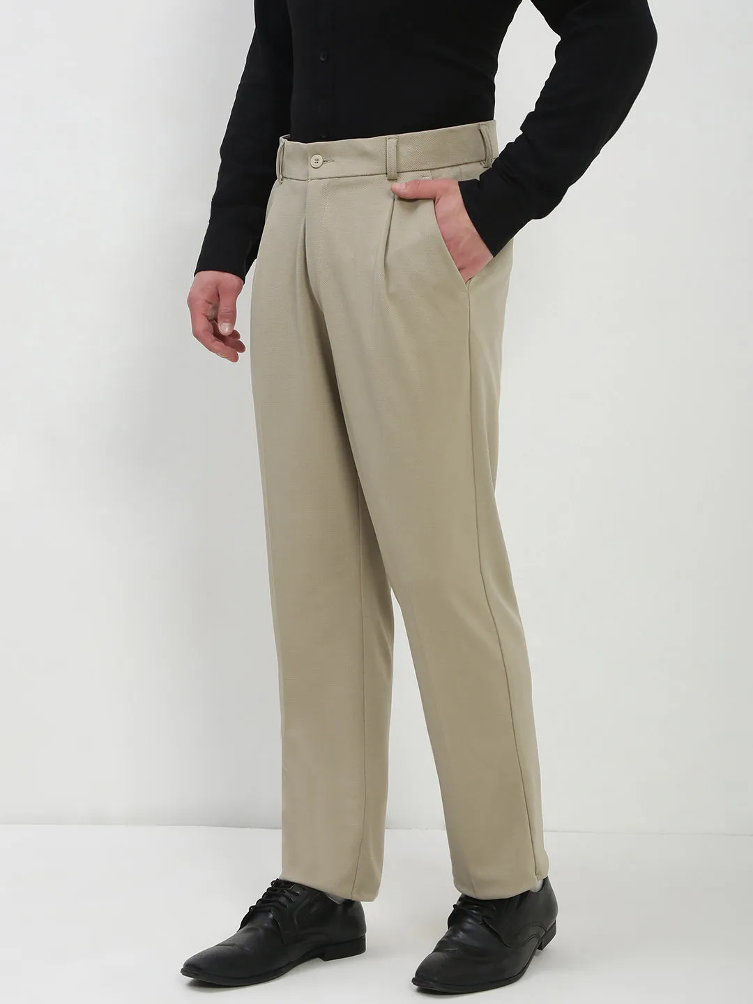 All-day Flex FlexibleMobilityDesign Men's Beige Solid Formal Trousers