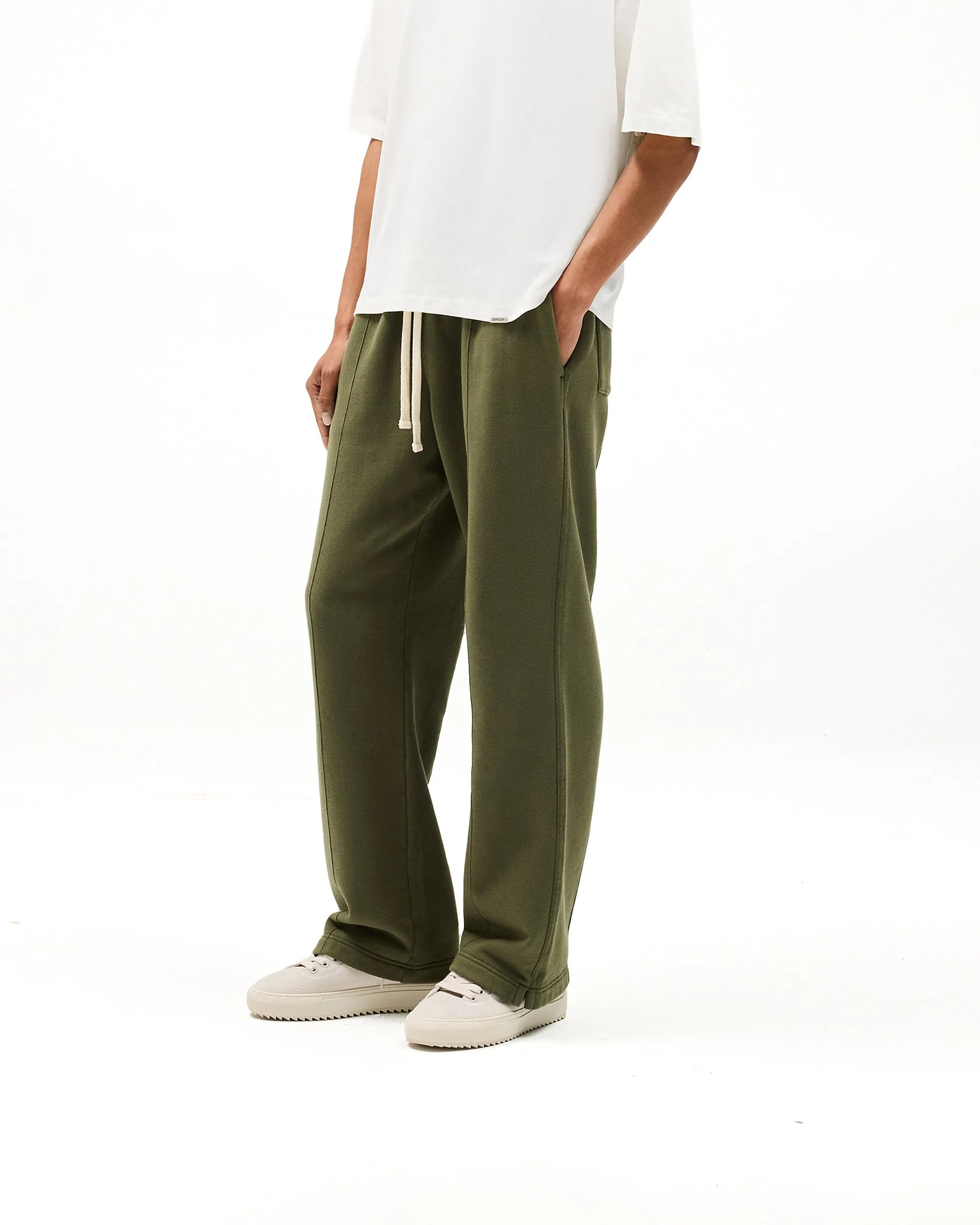 Mesh Lined Warm design Initial Sweatpants - Army Green