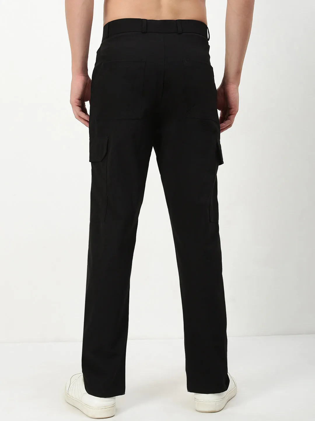 Men's Black Solid Straight Fit Cargos Core Utility