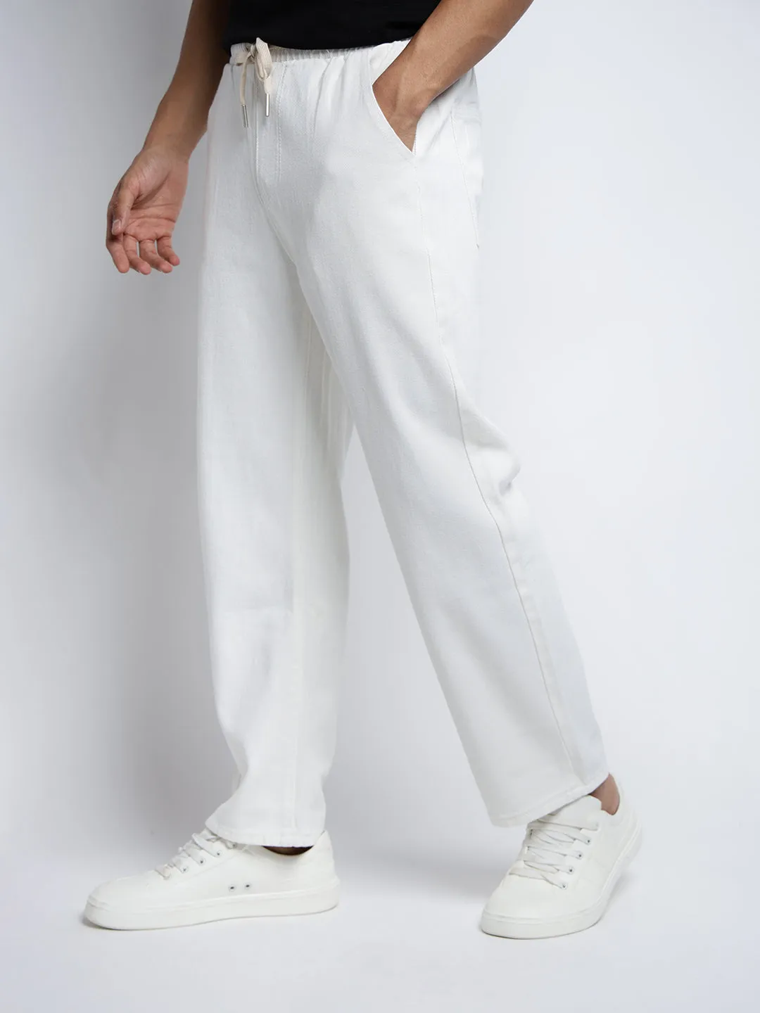 Stretchable Waist Hidden Pocket System Men's White Relaxed Fit Trousers