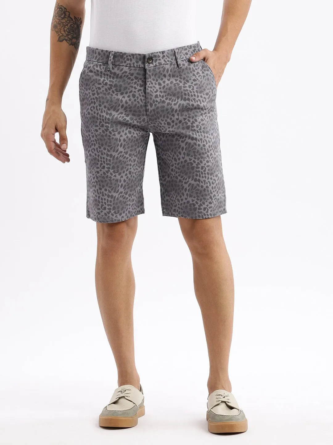 Versatile Styling All Season Men's Animal Grey Cotton Shorts