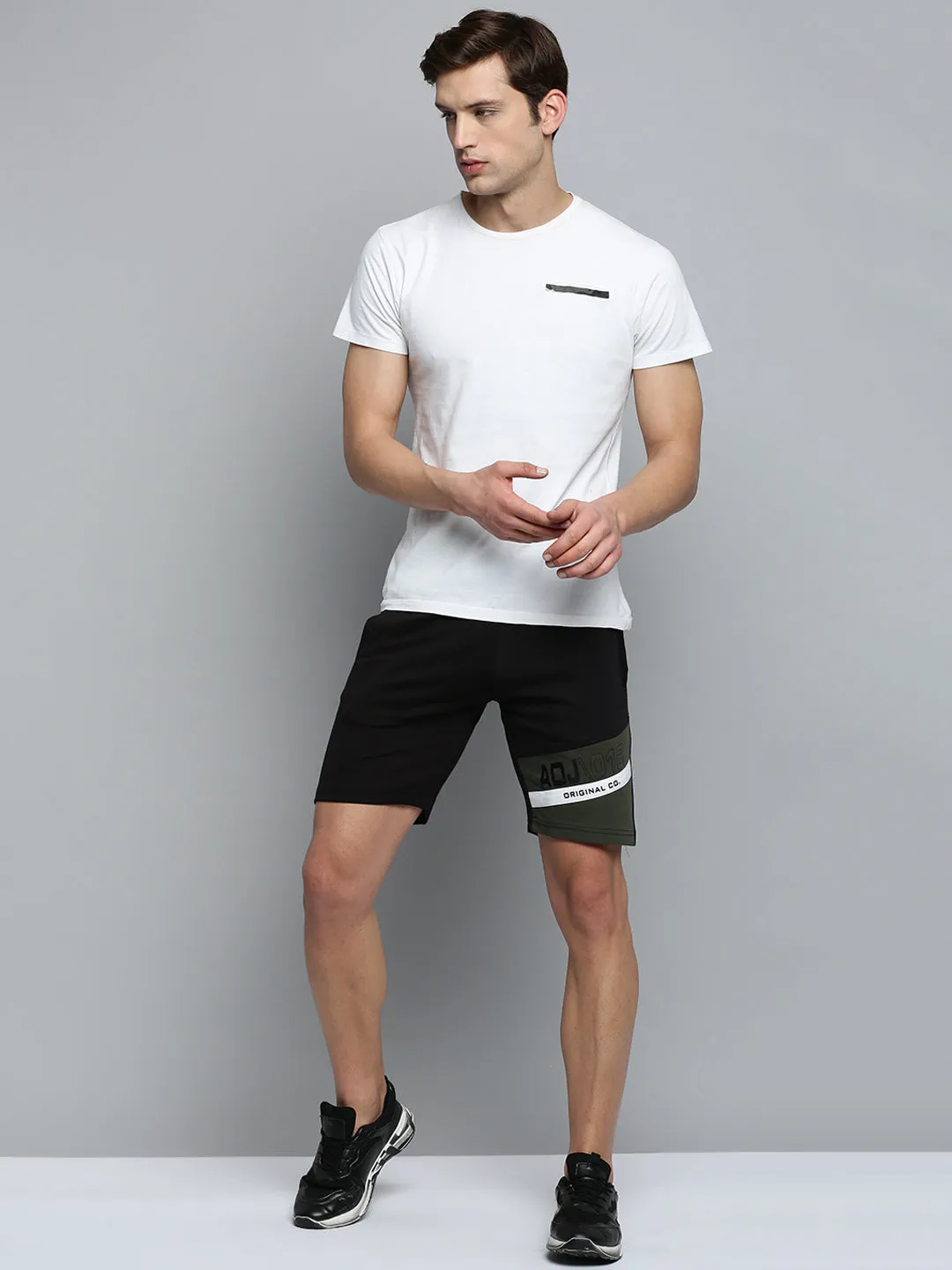 Minimal Comfort Men's Black Regular Fit Sports Shorts
