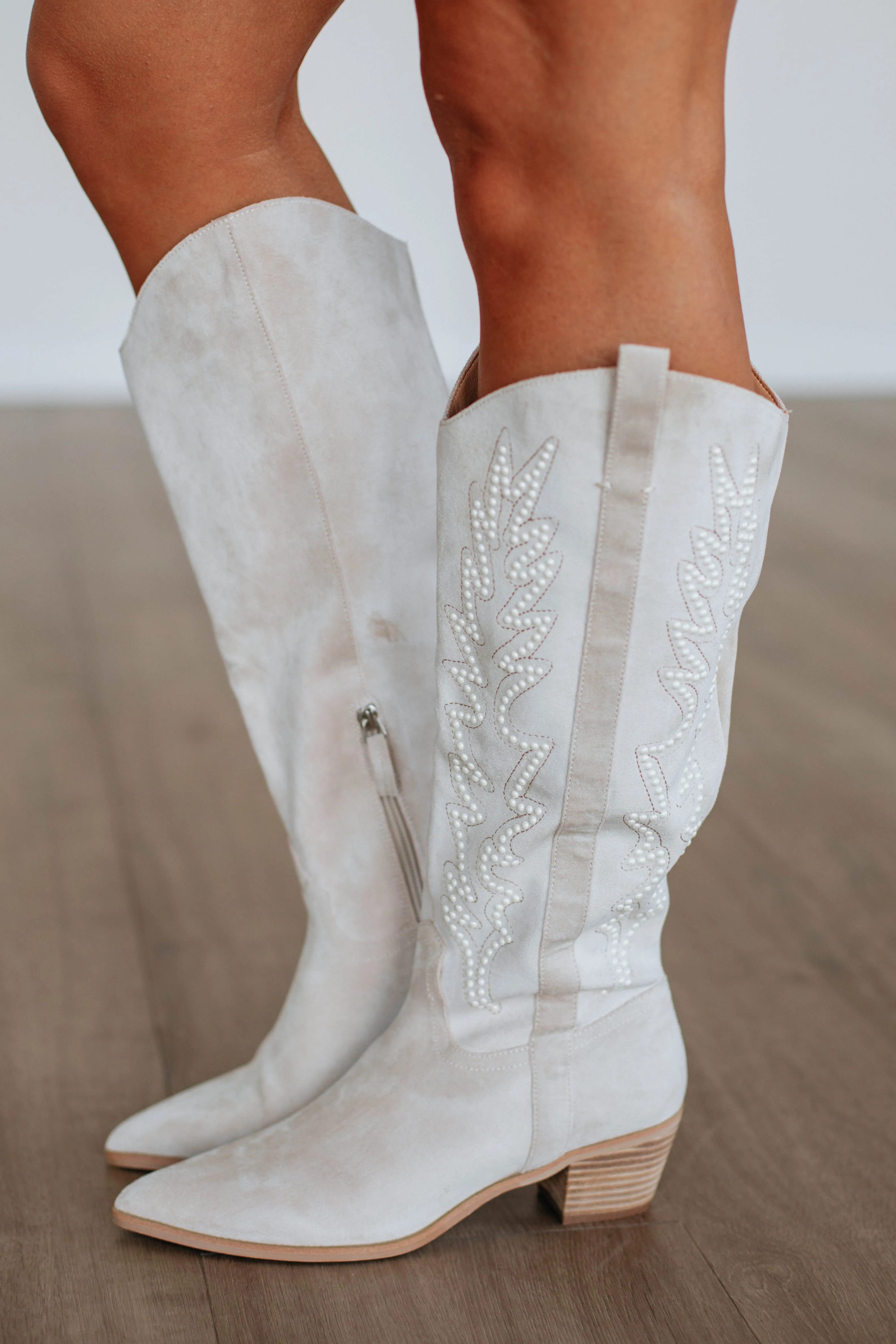 Here For The Weekend Cowgirl Boots Responsive Cushion Tech