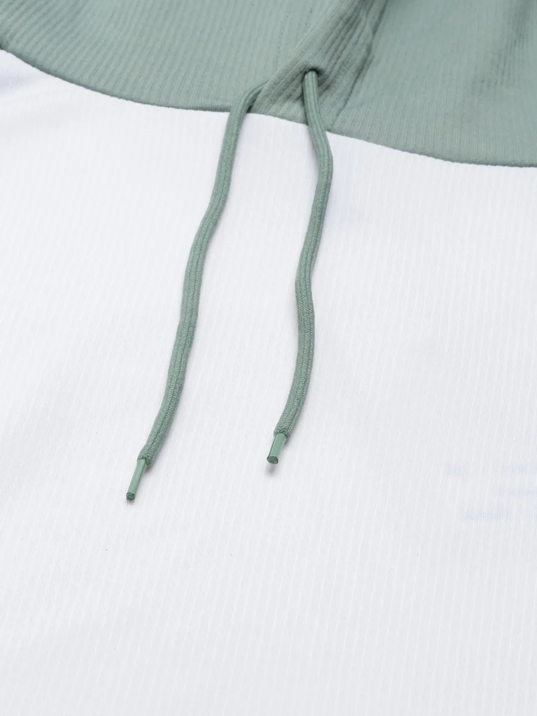 Home Comfort Simple Wear Women's White Colour blocked Hooded Crop Sweatshirt