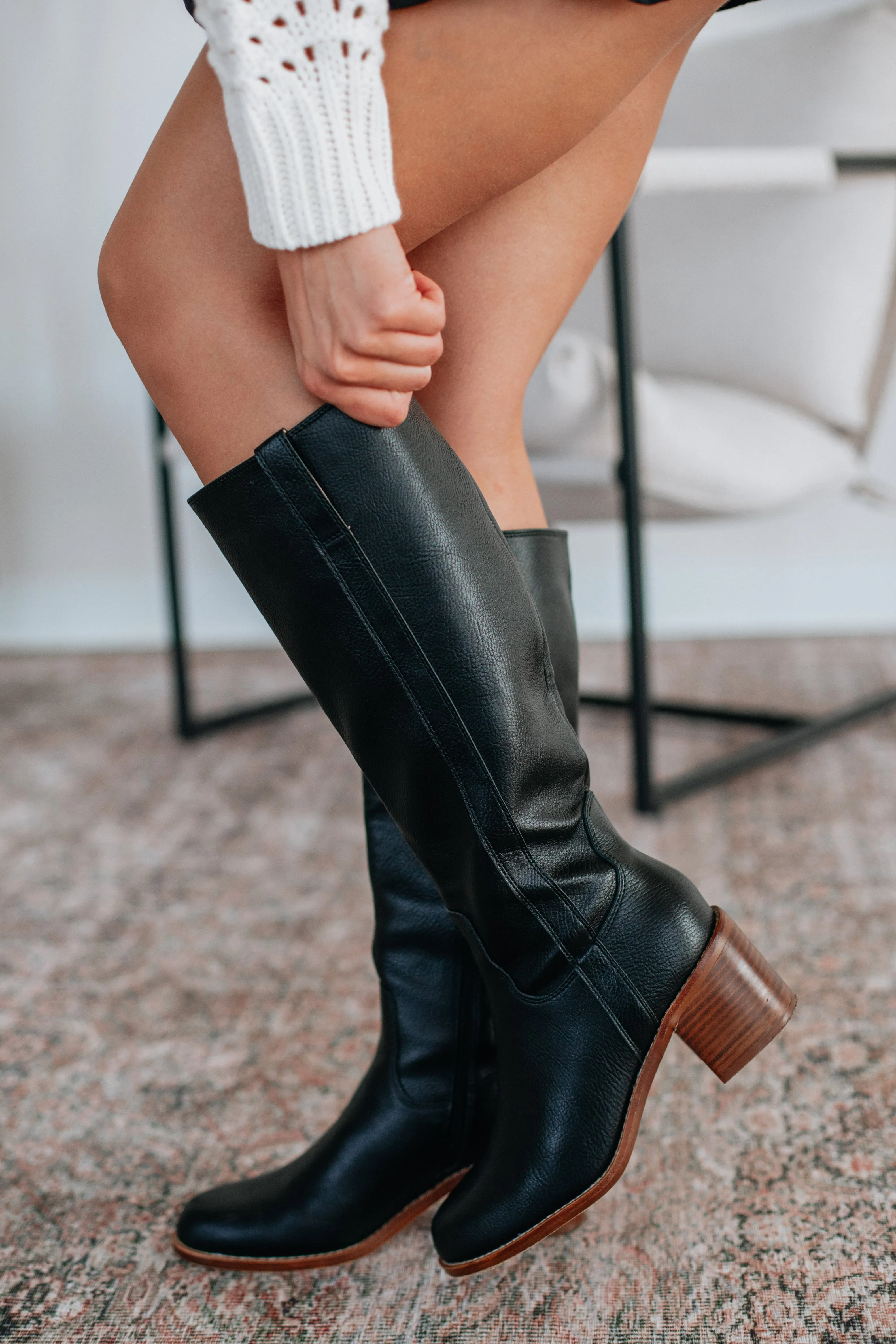 Classic Chic New York Here For The Drama Boots