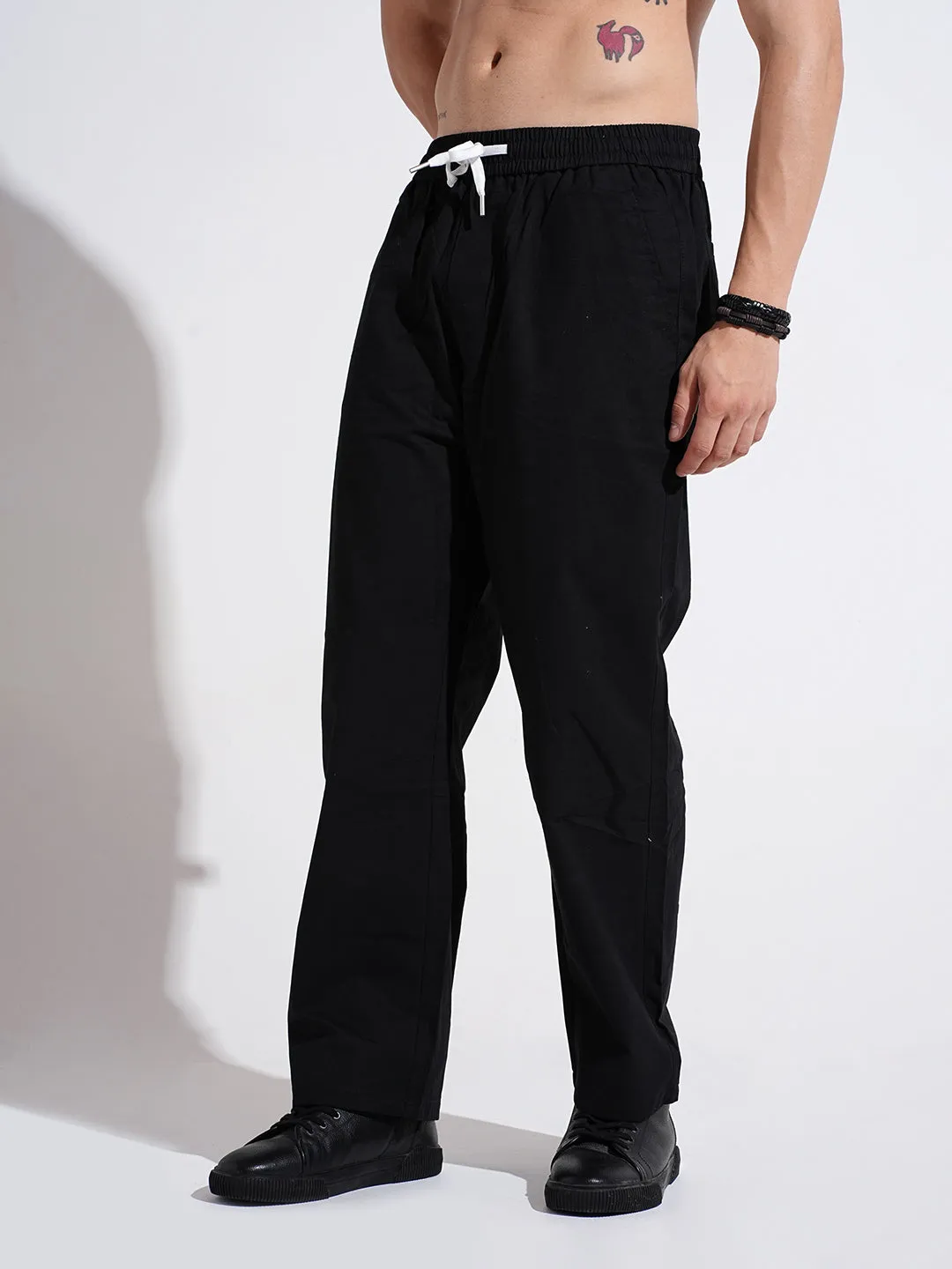 Men's Black Relaxed Fit Trousers Warm design