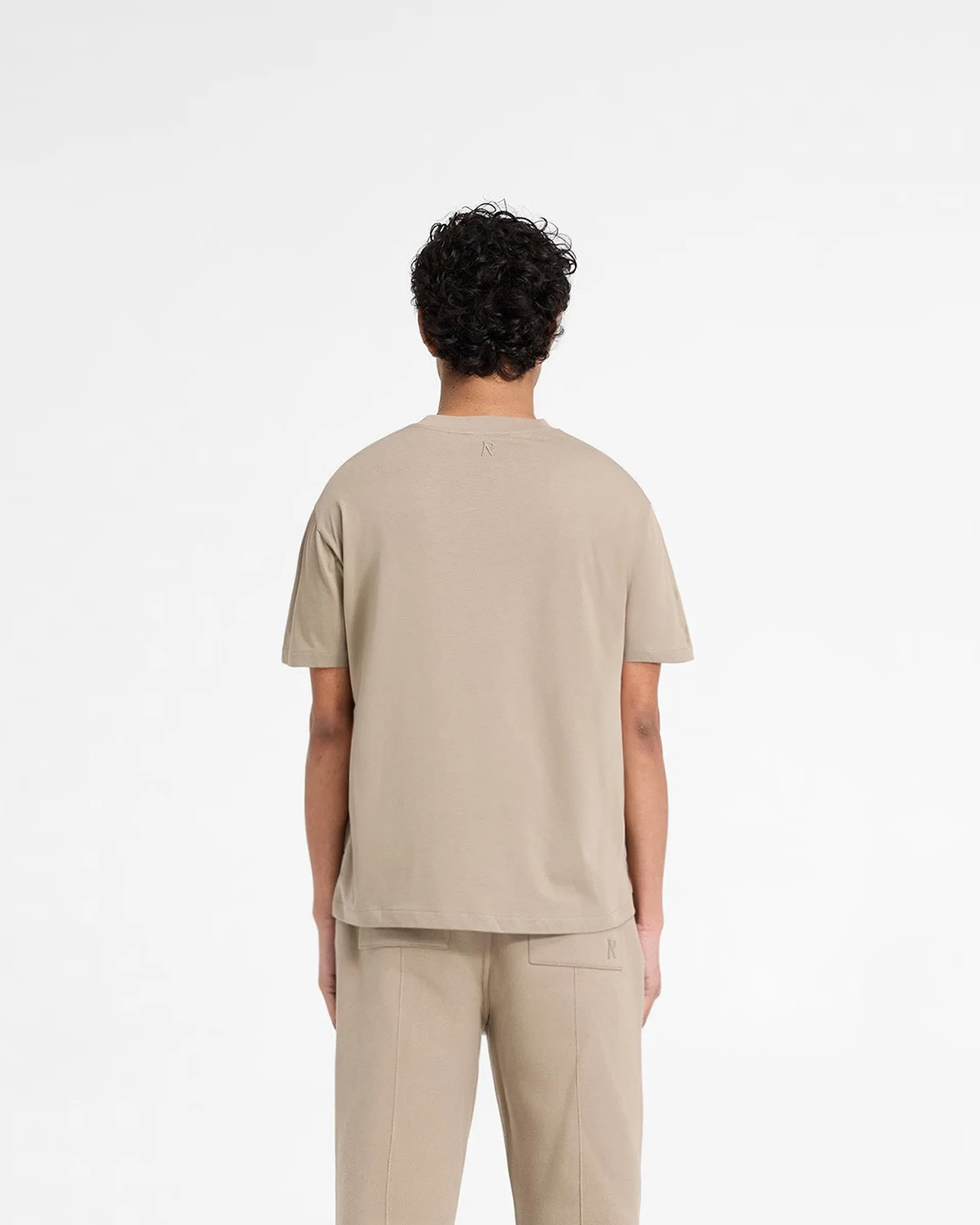 Initial T-Shirt - Dune Outdoor Outfit Style Versatile and Comfortable