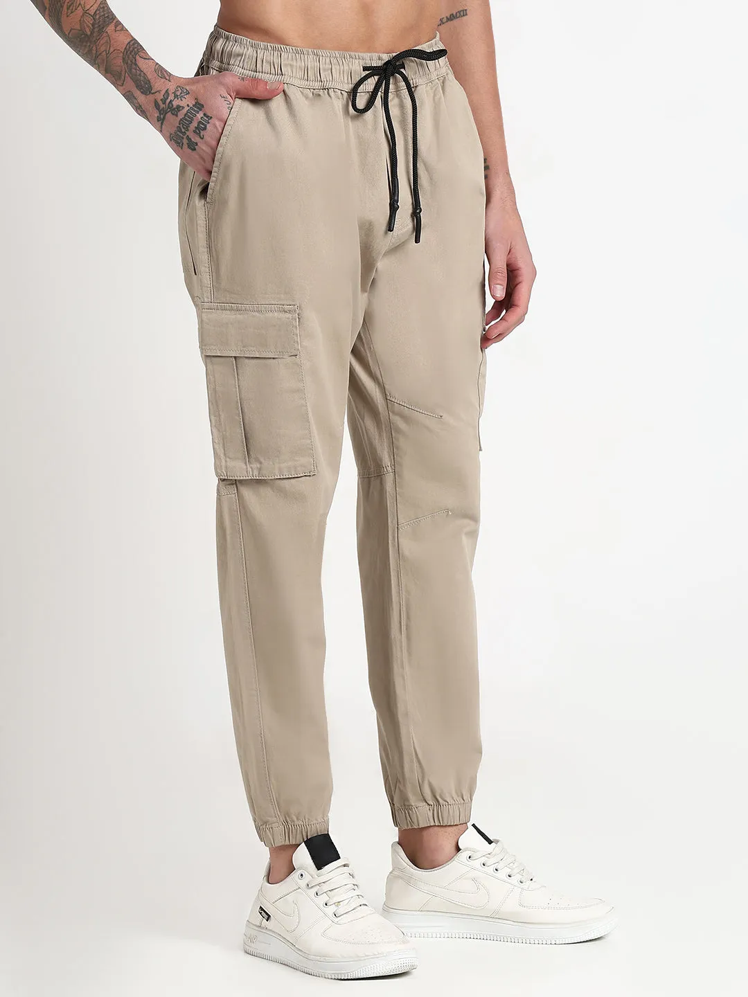 Flat Seams Men's Beige Solid Cargo Joggers
