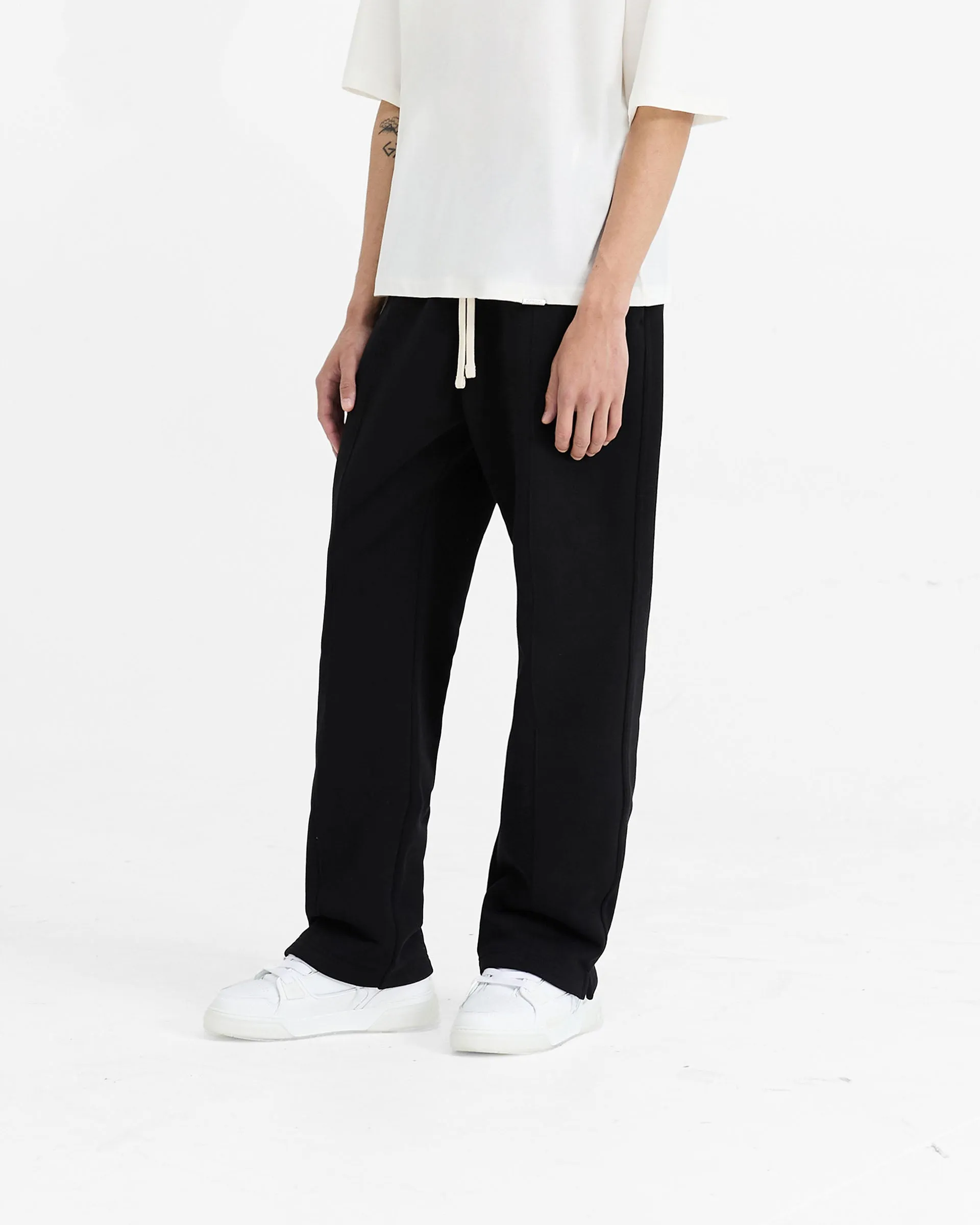Side zipper Simple Comfort Wear Initial Sweatpant - Black