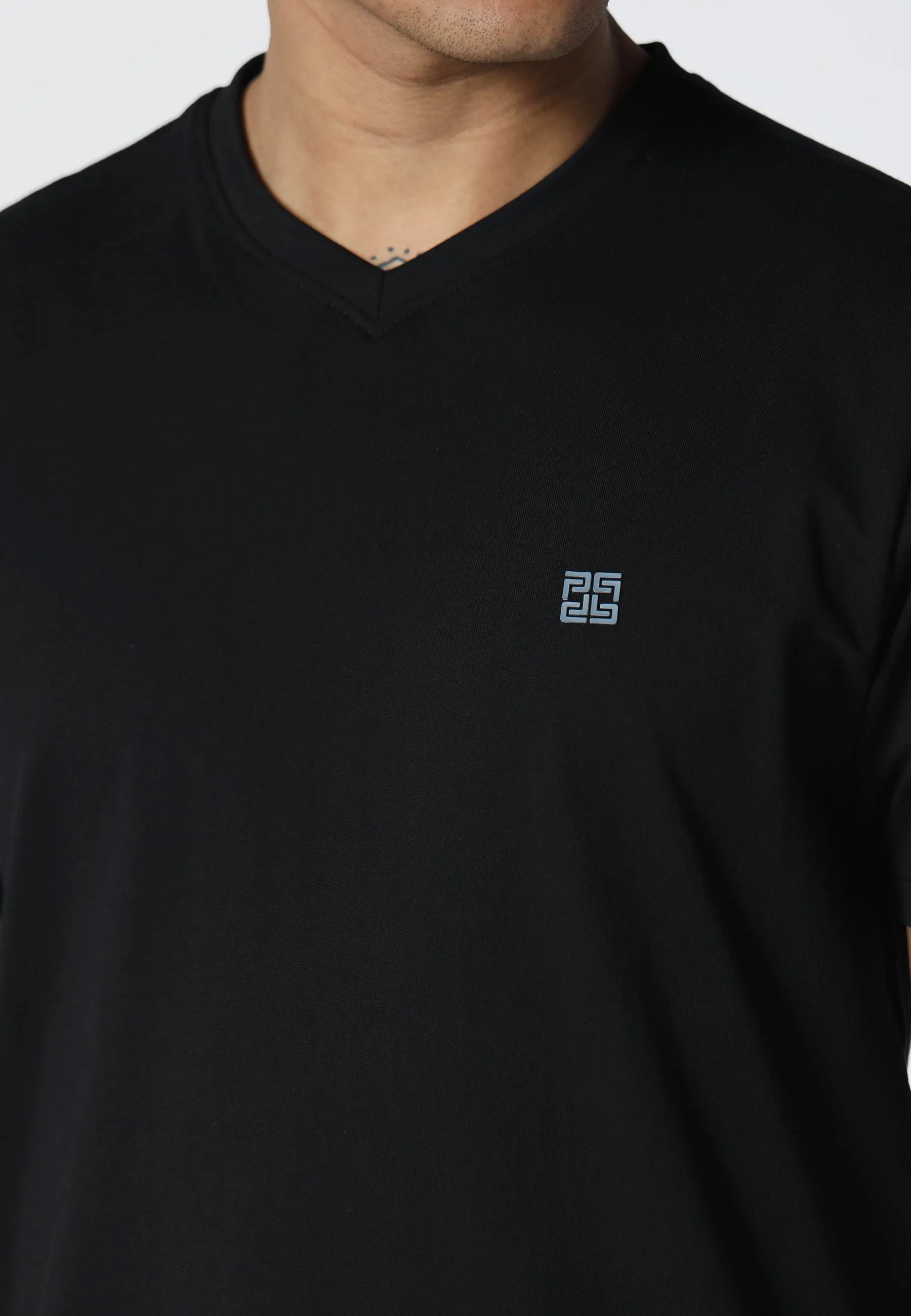 Anti Pill Surface Weekend Style Trend Maywood Black T-Shirt