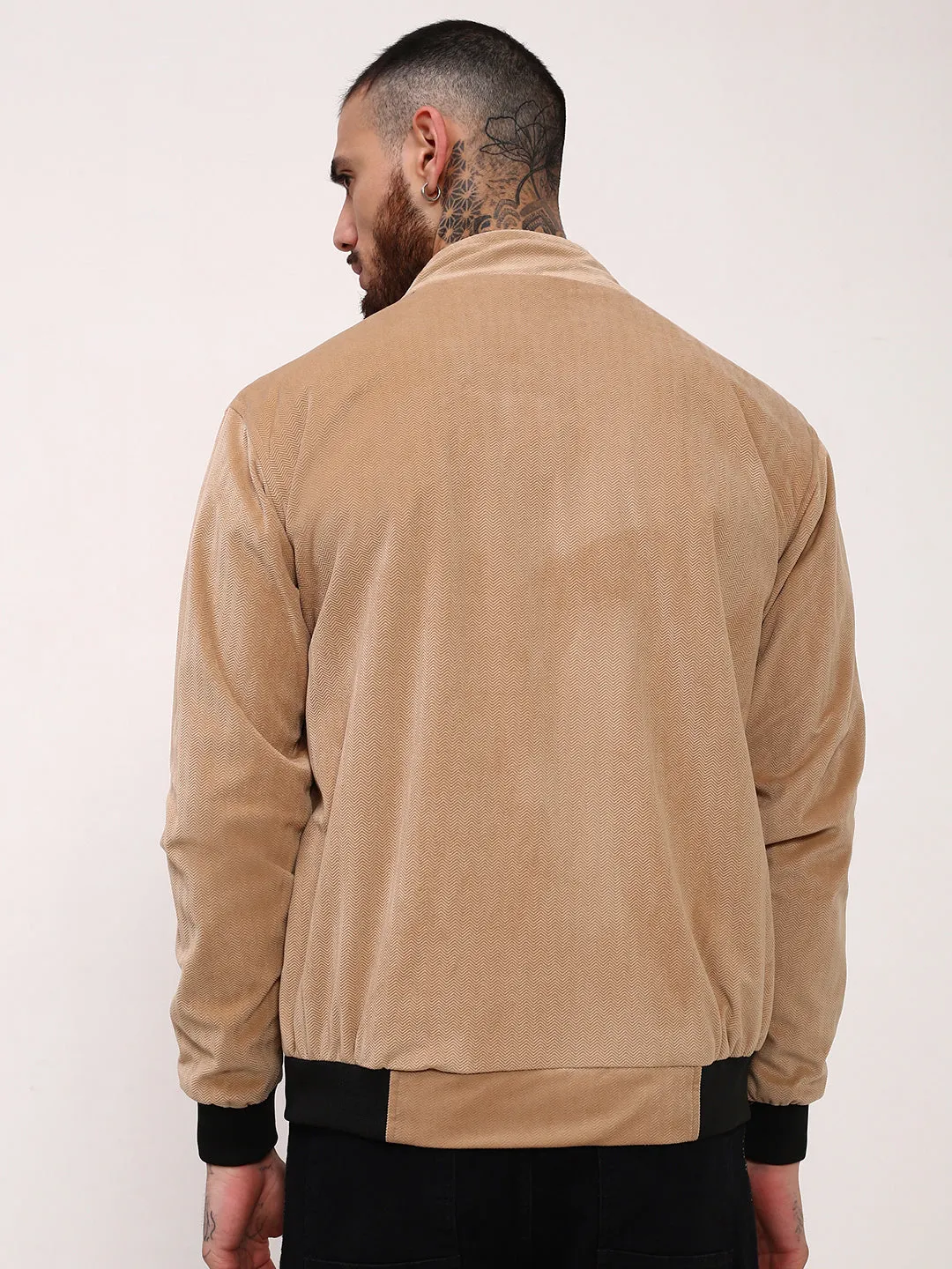 clean design snap closure Men's Beige Solid Bomber Jacket