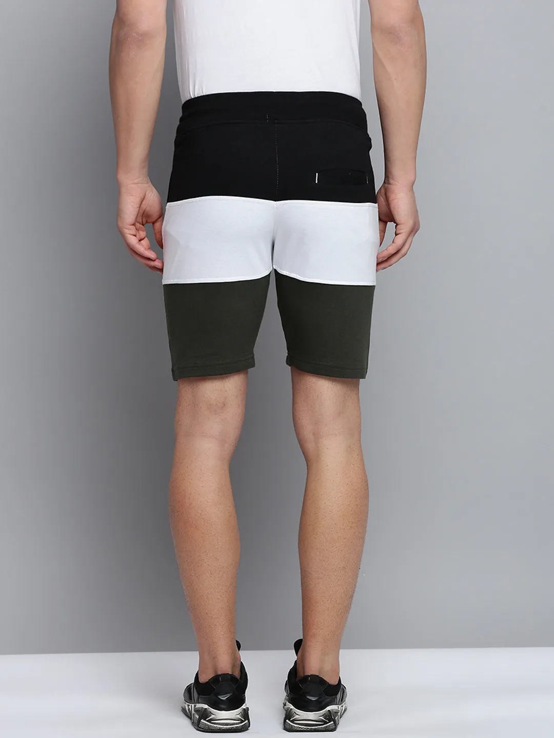 Lightweight Weave Men's Black Colour blocked Cotton Mid-Rise Sports Shorts