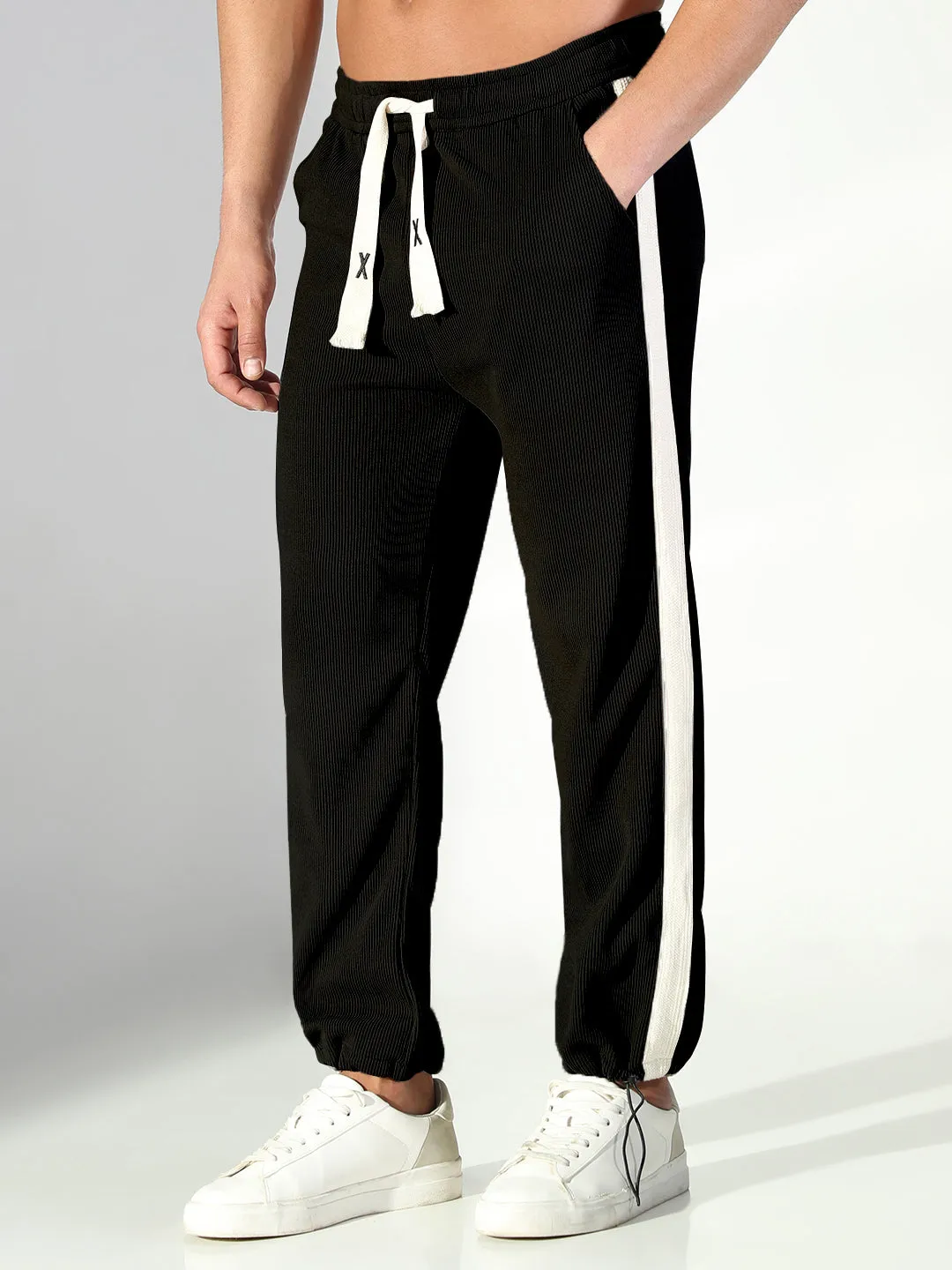 DurableConstruction Men's Black Corduroy Relaxed Fit Trouser