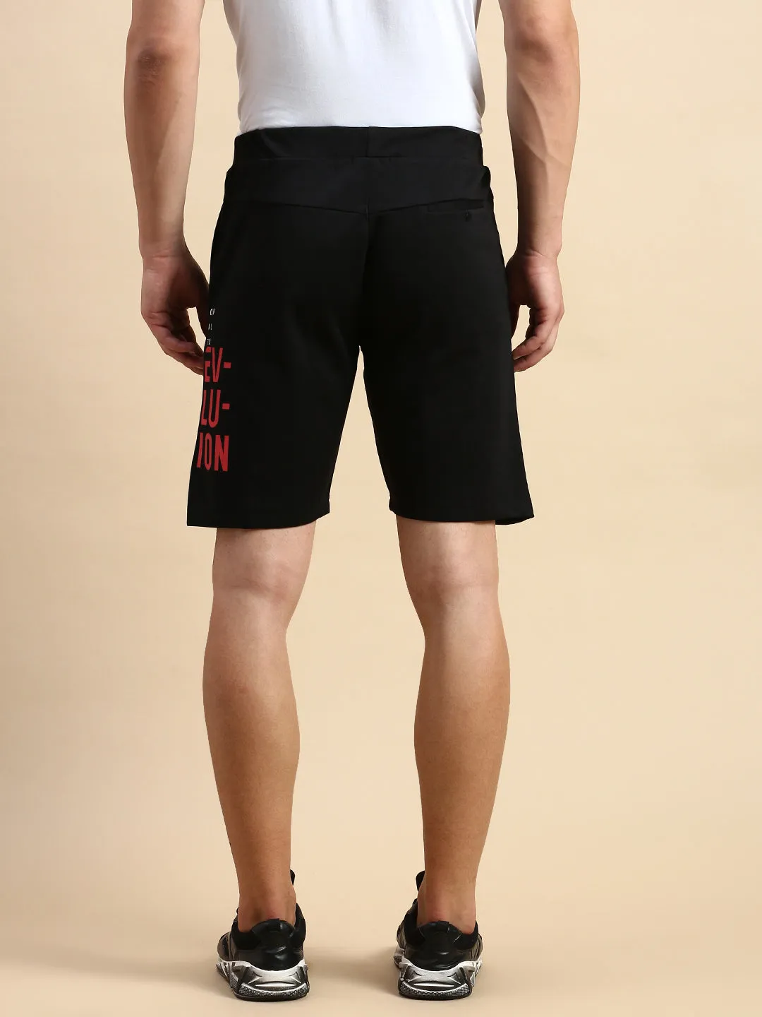 Collectible Item Men's Black Mid Rise Sports Shorts