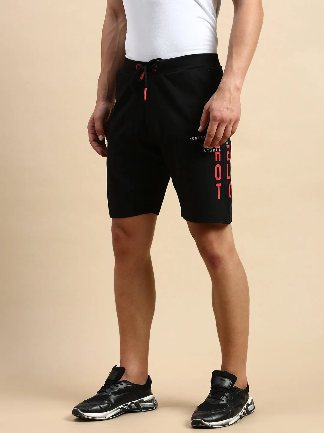 Men's Black Mid Rise Sports Shorts vest