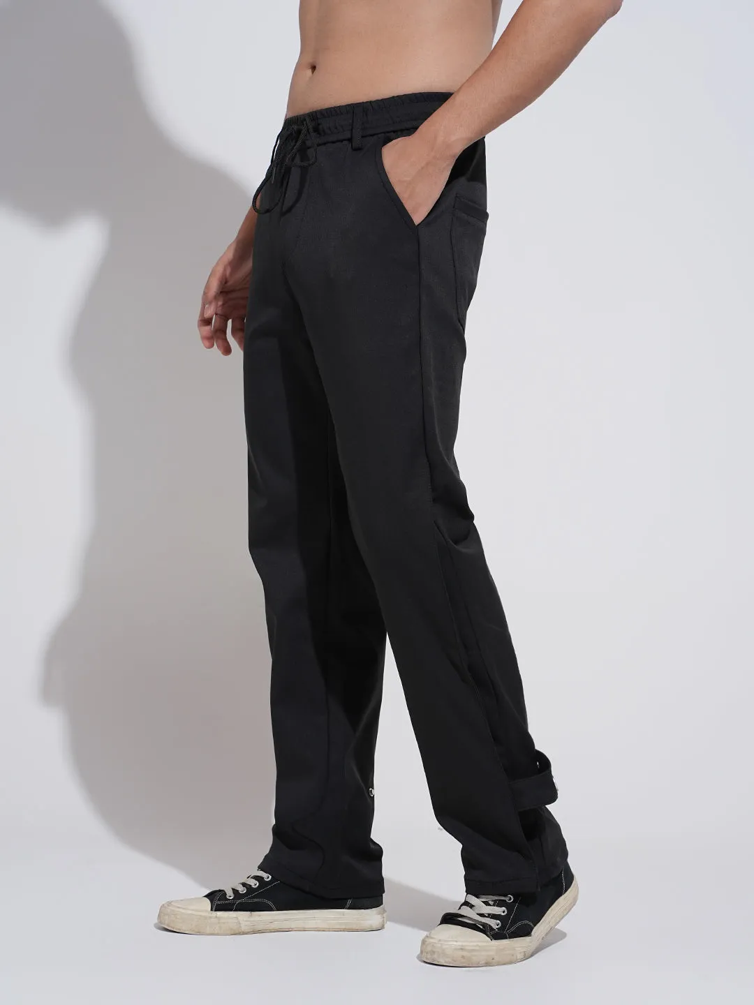 Belt loops Men's Black Regular Fit Trousers
