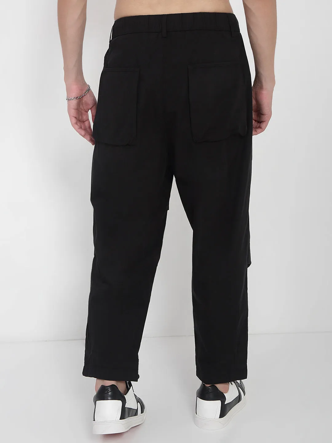 Sporty Touch Men's Black Relaxed Fit Korean Trousers