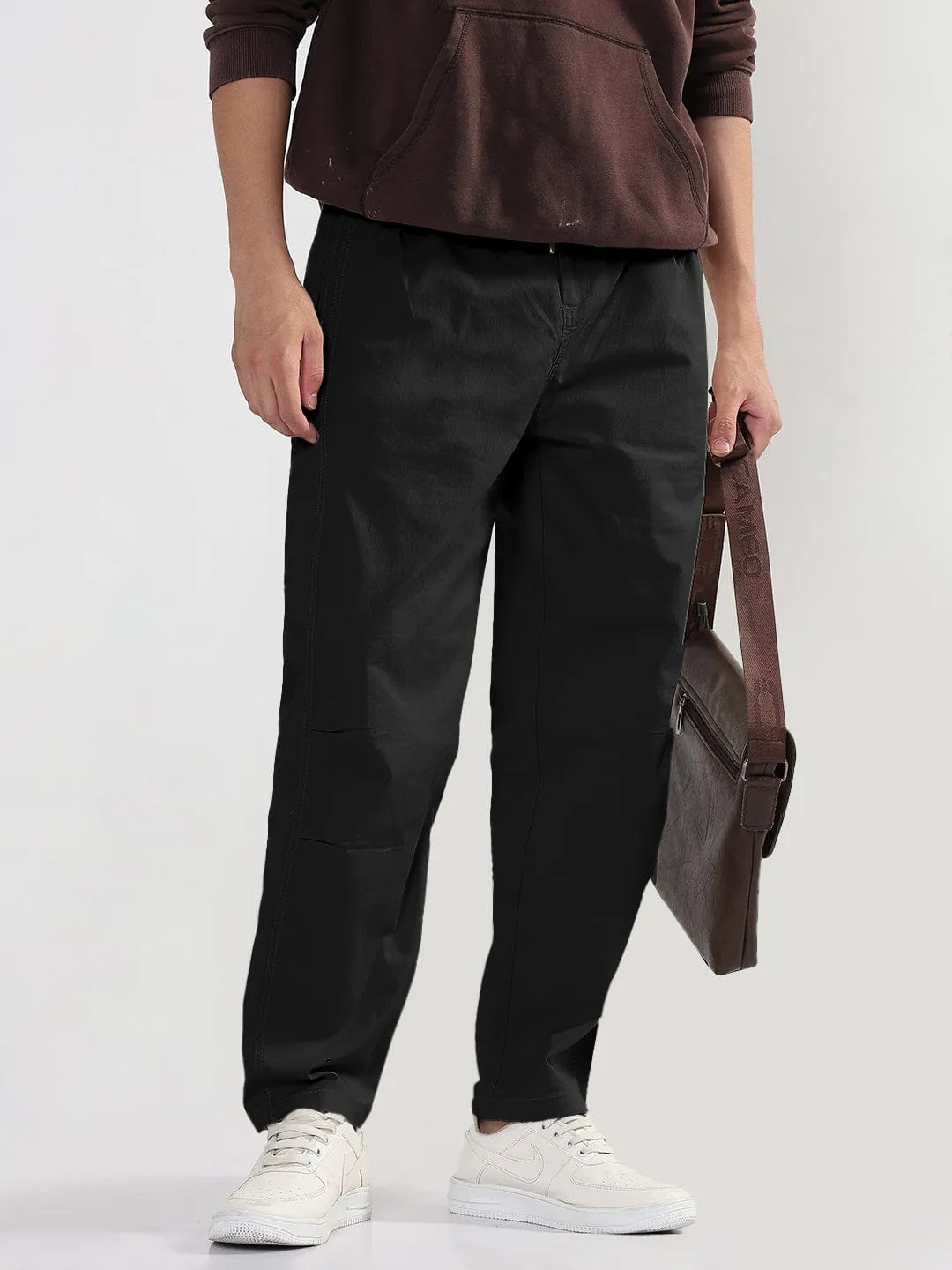 Effortless Layer Flexible Cut Men's Black Relaxed Fit Trousers