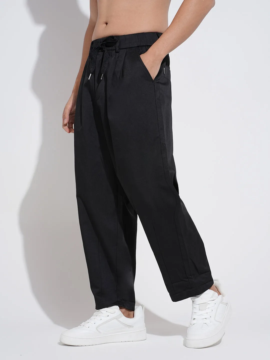 Fade Resistant Dye Core Movement Men's Black Relaxed Fit Trousers