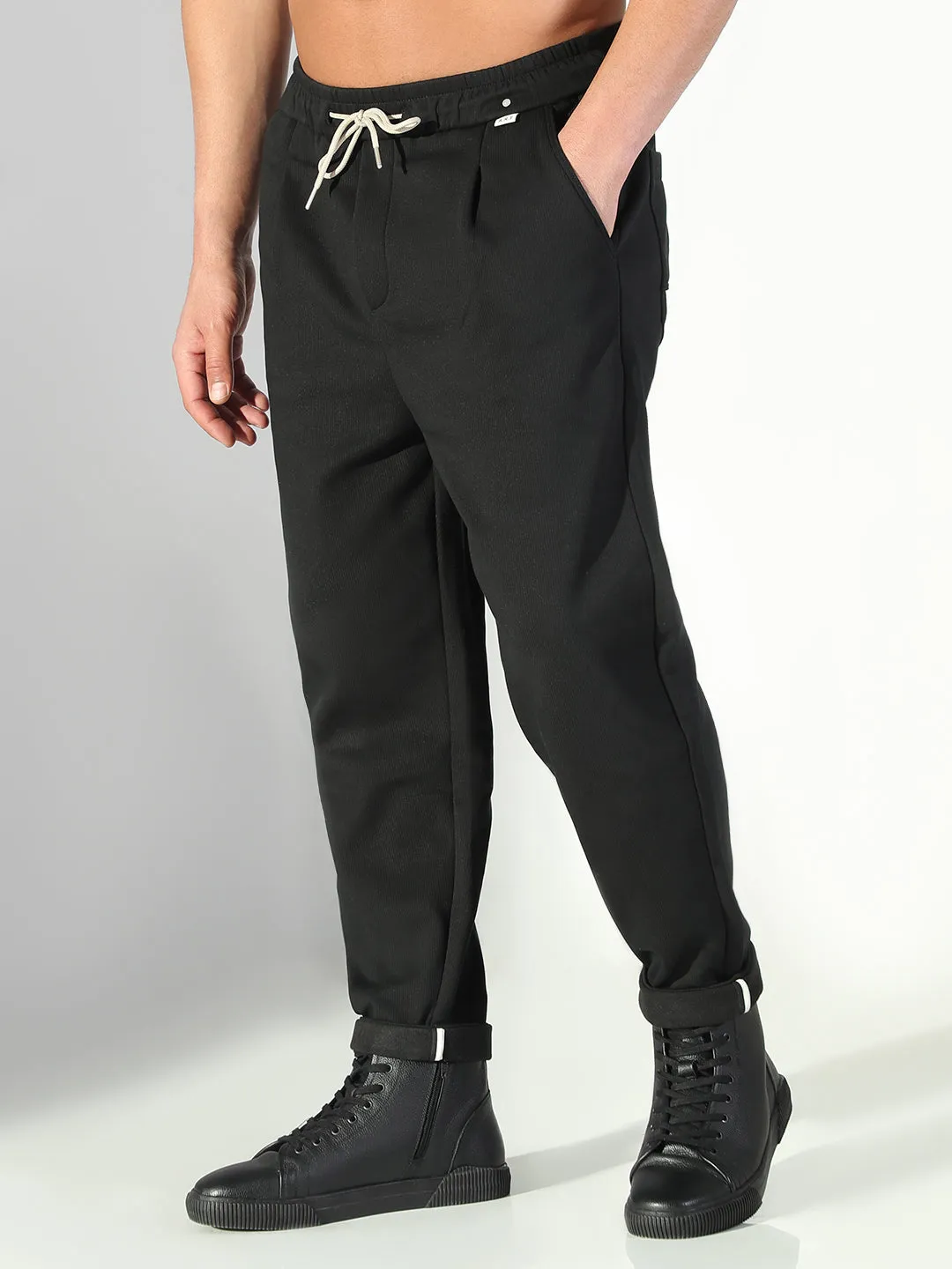 Snag Proof Fabric Elasticized Cuffs Men's Black Solid Korean Trousers