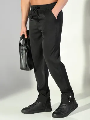 Men's Black Solid Tapered Fit Trousers Flexible Gusset